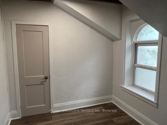 Photo 11 of Unit Unit 1, 319 Broadway, Orangeville — HOMEH