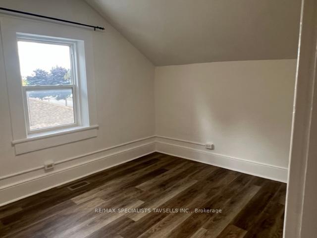 Photo 13 of Unit Unit 1, 319 Broadway, Orangeville — HOMEH