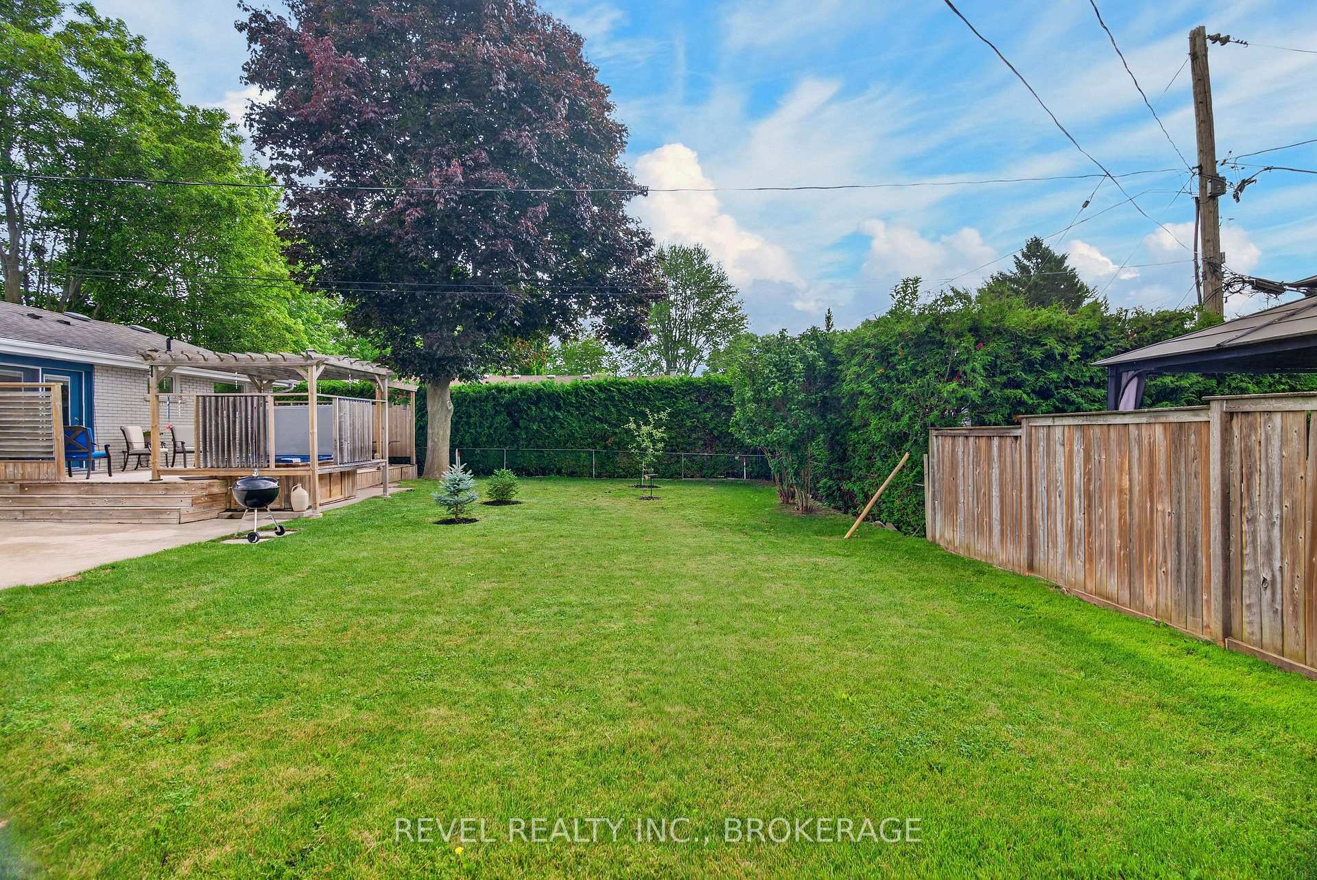 Photo 44 of 813 Camberley Crescent, Kingston, City SouthWest — HOMEH