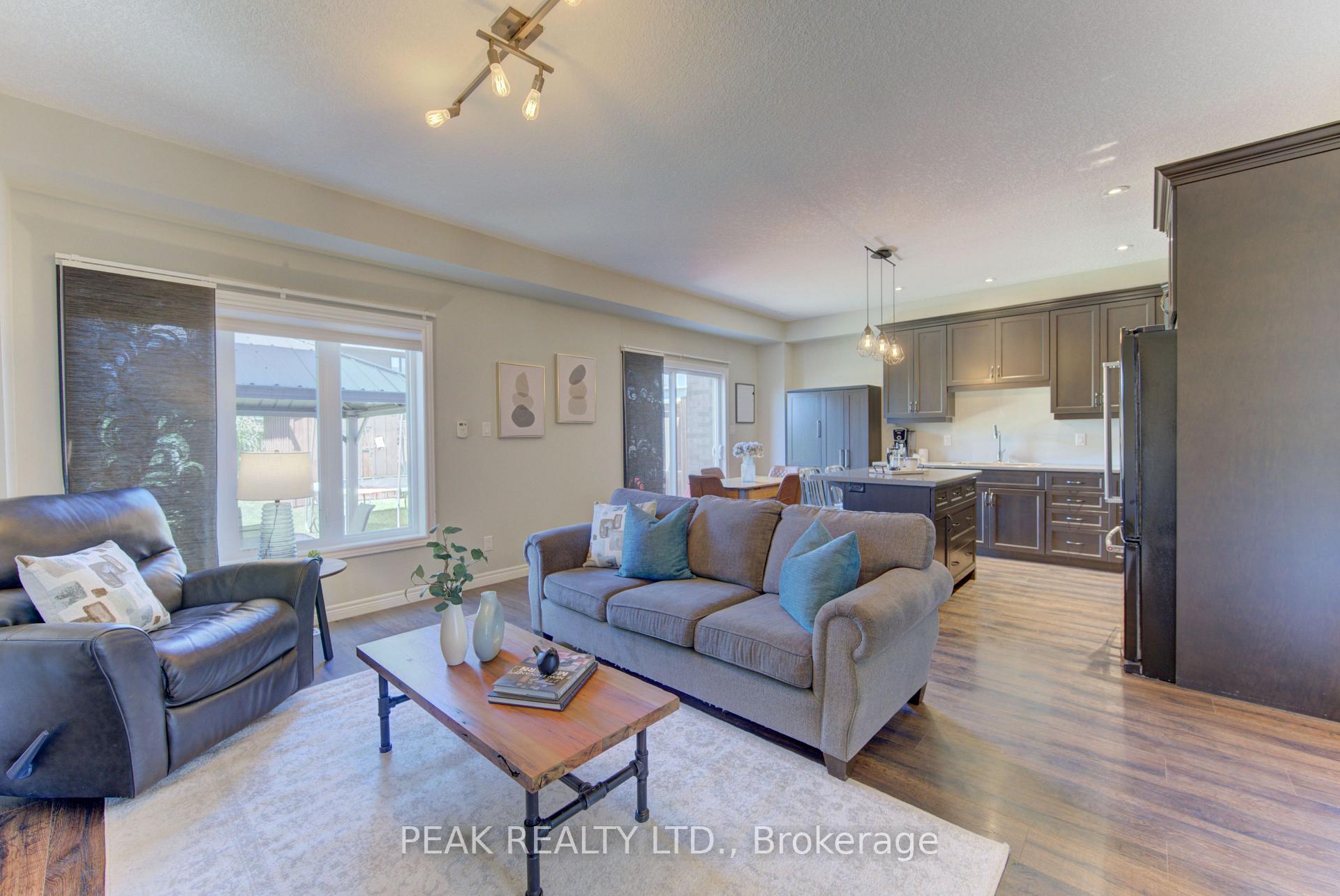 Photo 8 of 118 Brown Street, Stratford — HOMEH