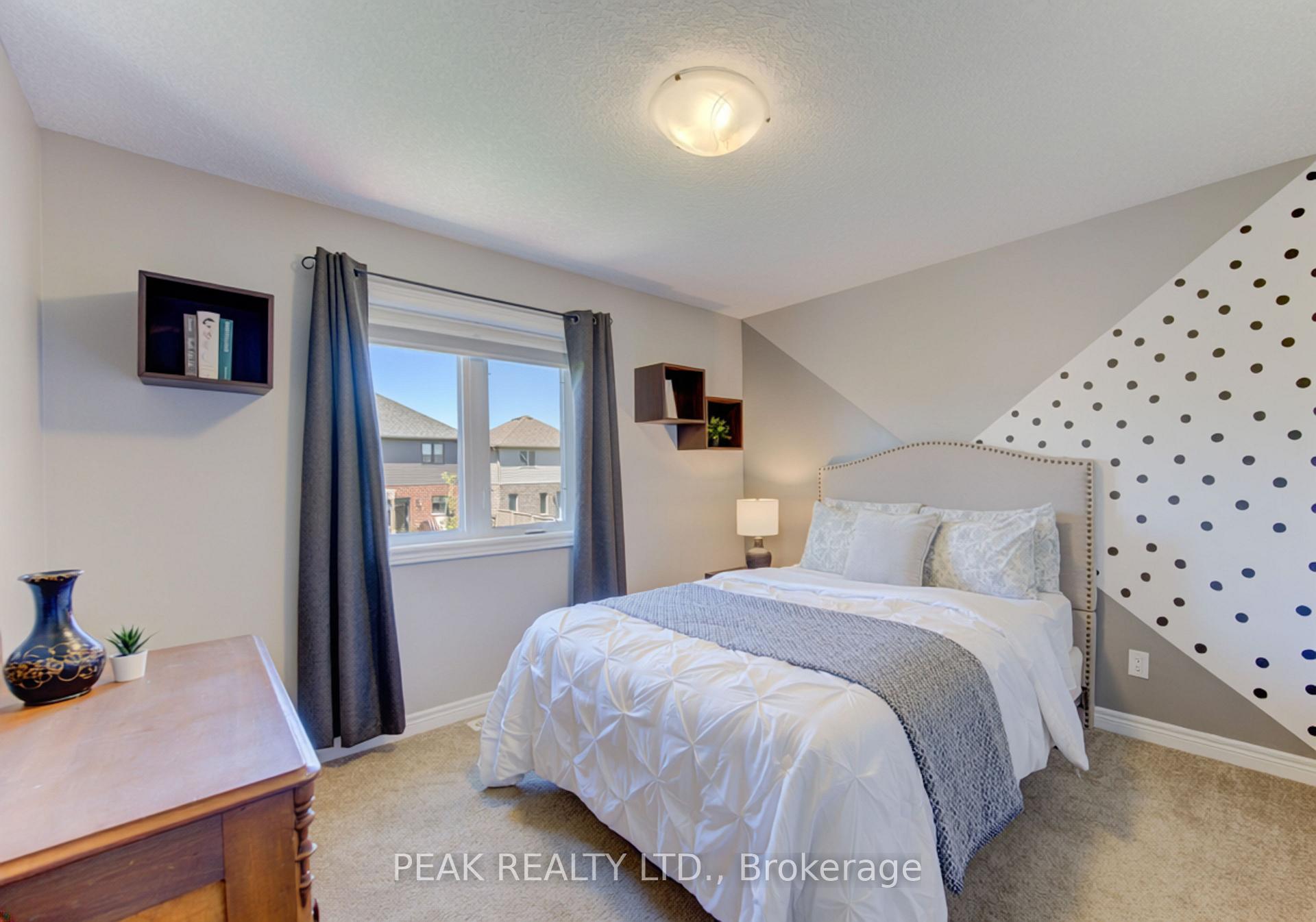 Photo 20 of 118 Brown Street, Stratford — HOMEH