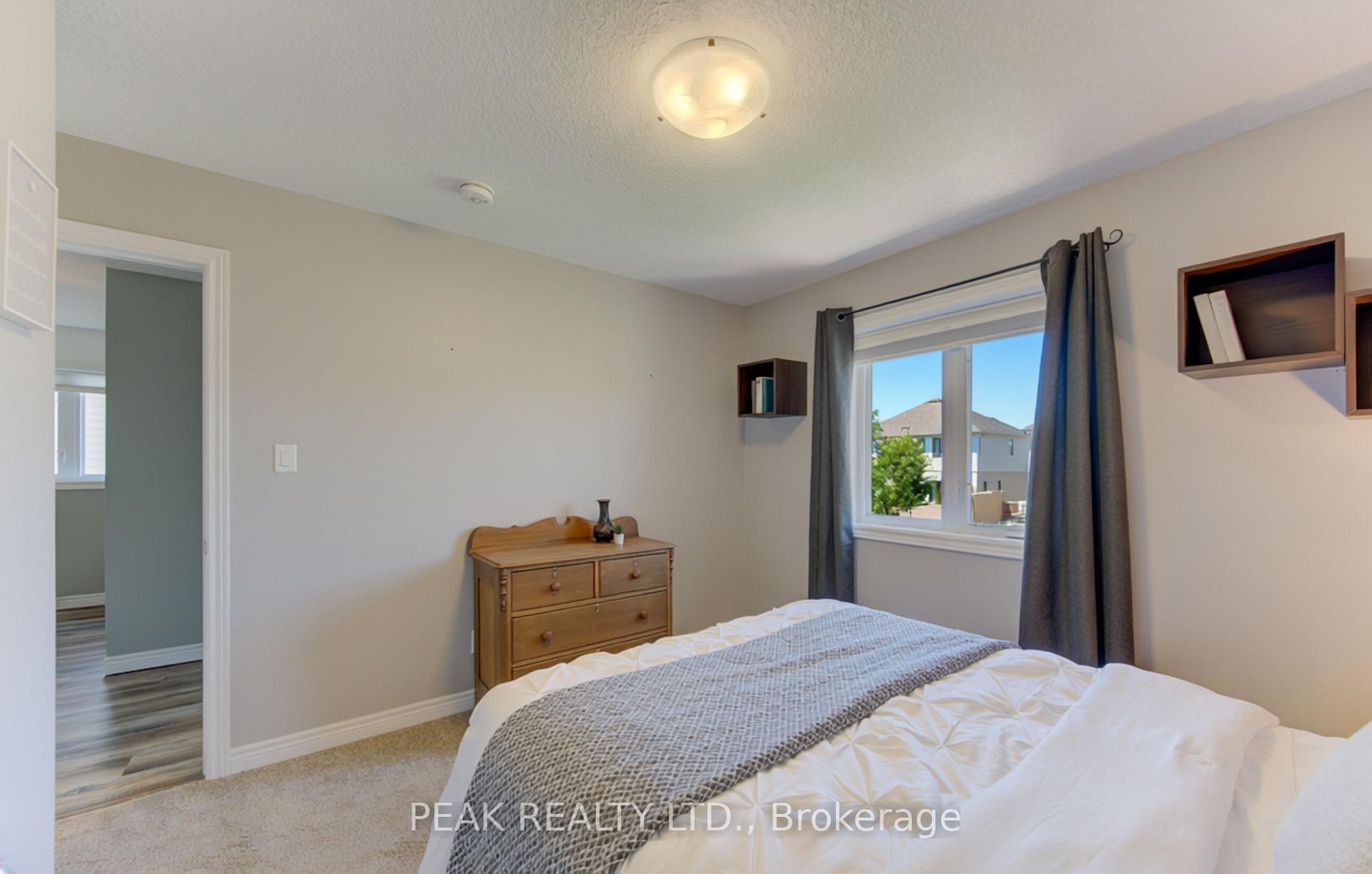 Photo 21 of 118 Brown Street, Stratford — HOMEH