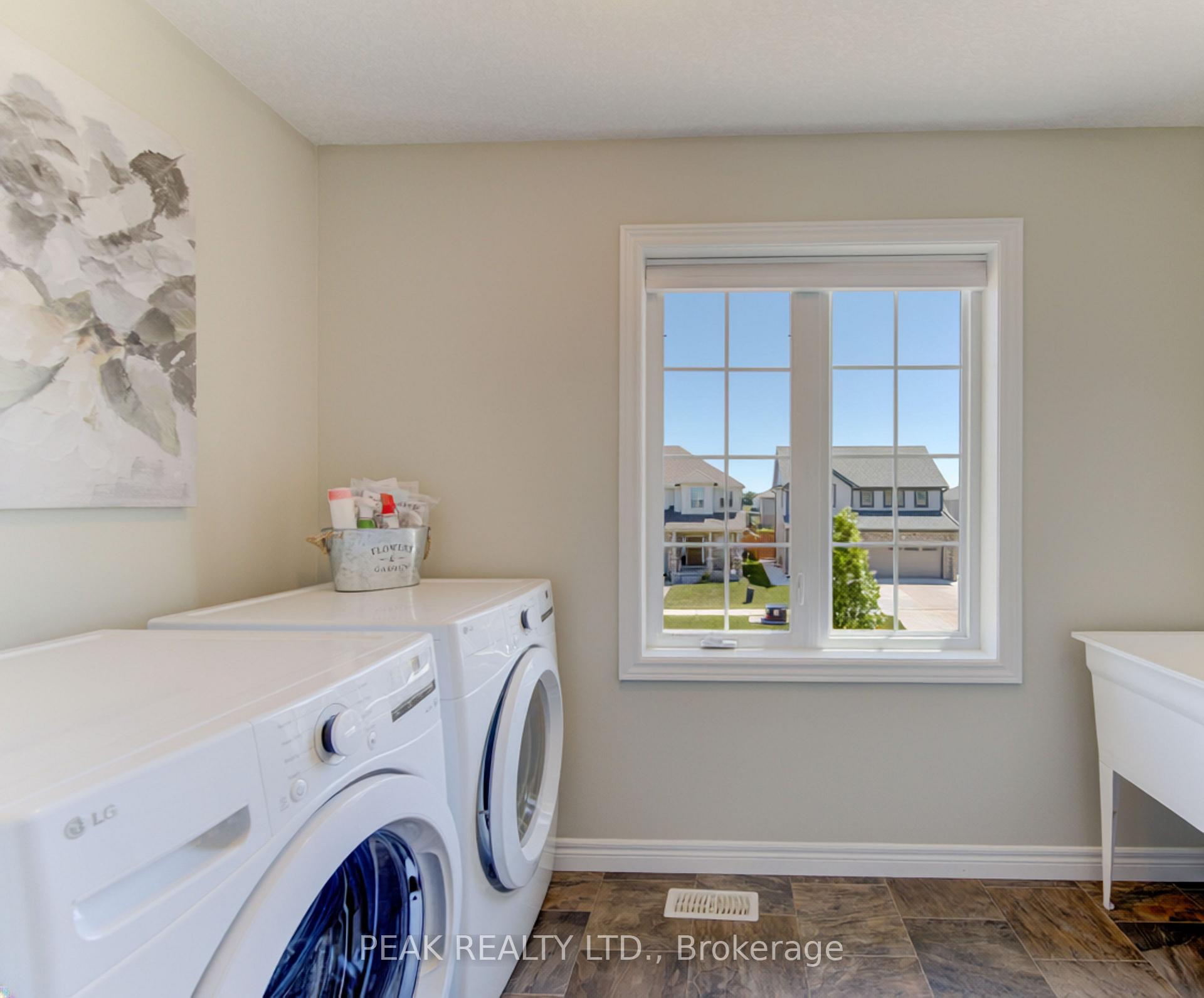 Photo 22 of 118 Brown Street, Stratford — HOMEH