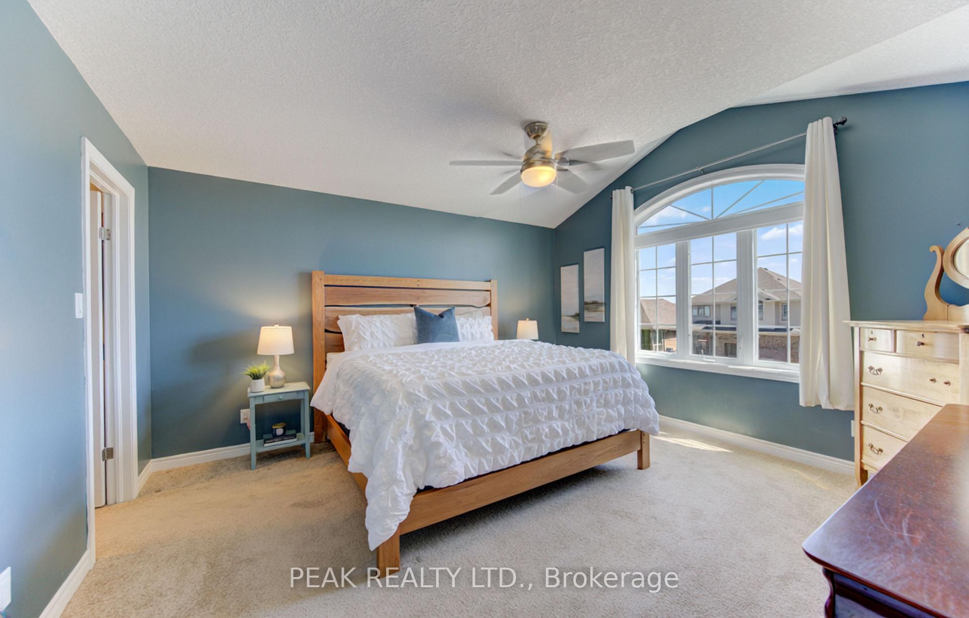 Photo 23 of 118 Brown Street, Stratford — HOMEH