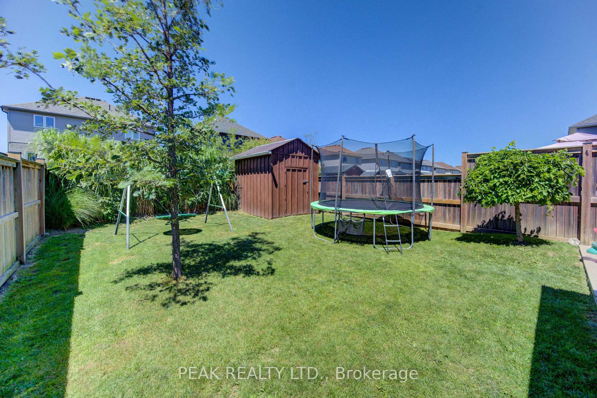 Photo 36 of 118 Brown Street, Stratford — HOMEH