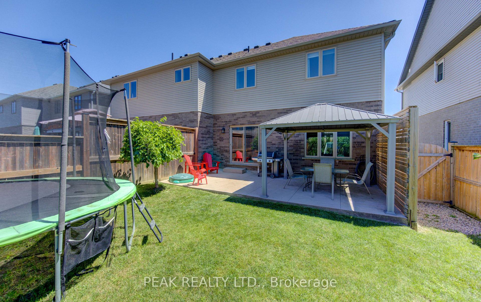 Photo 37 of 118 Brown Street, Stratford — HOMEH