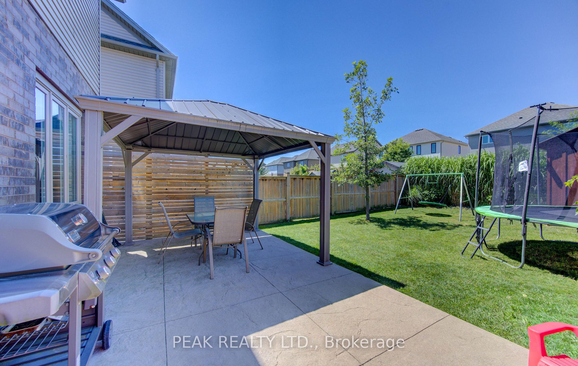 Photo 39 of 118 Brown Street, Stratford — HOMEH