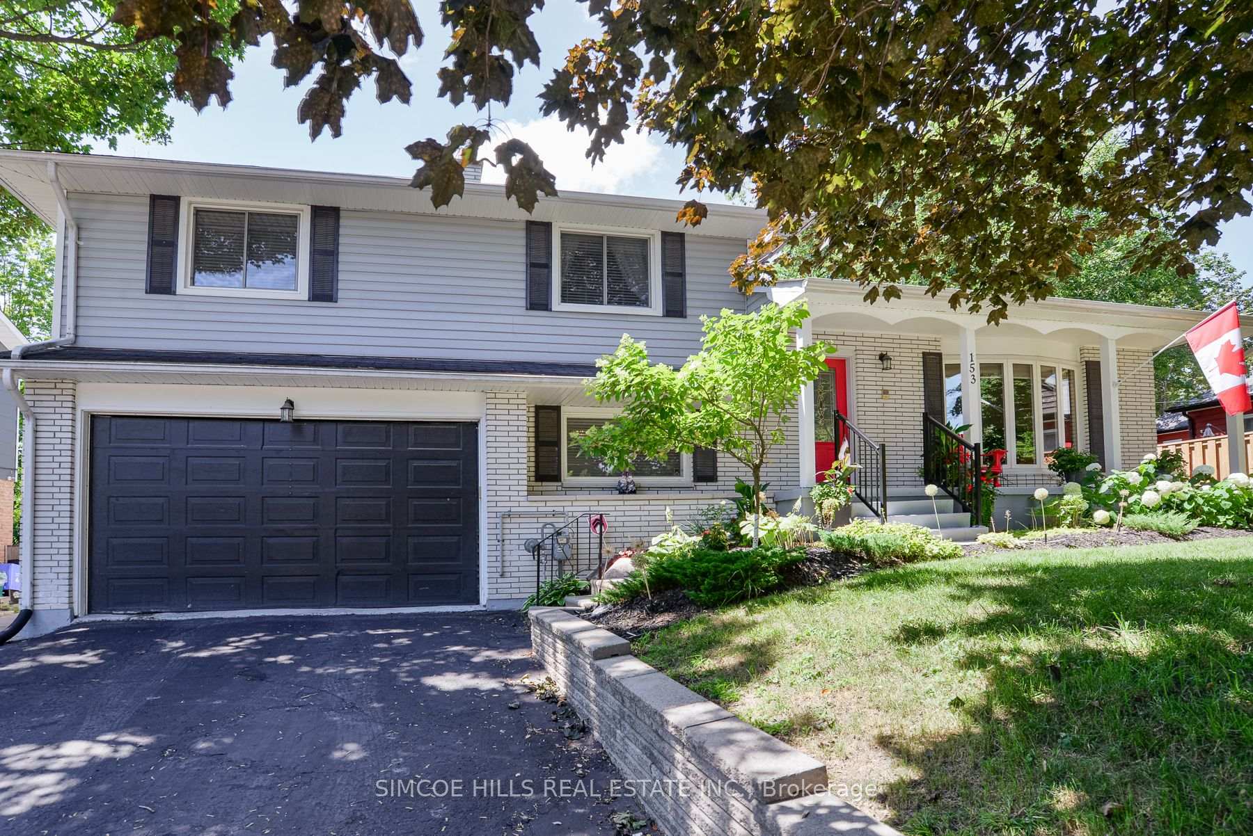 Photo 3 of 153 Matchedash Street N, Orillia — HOMEH