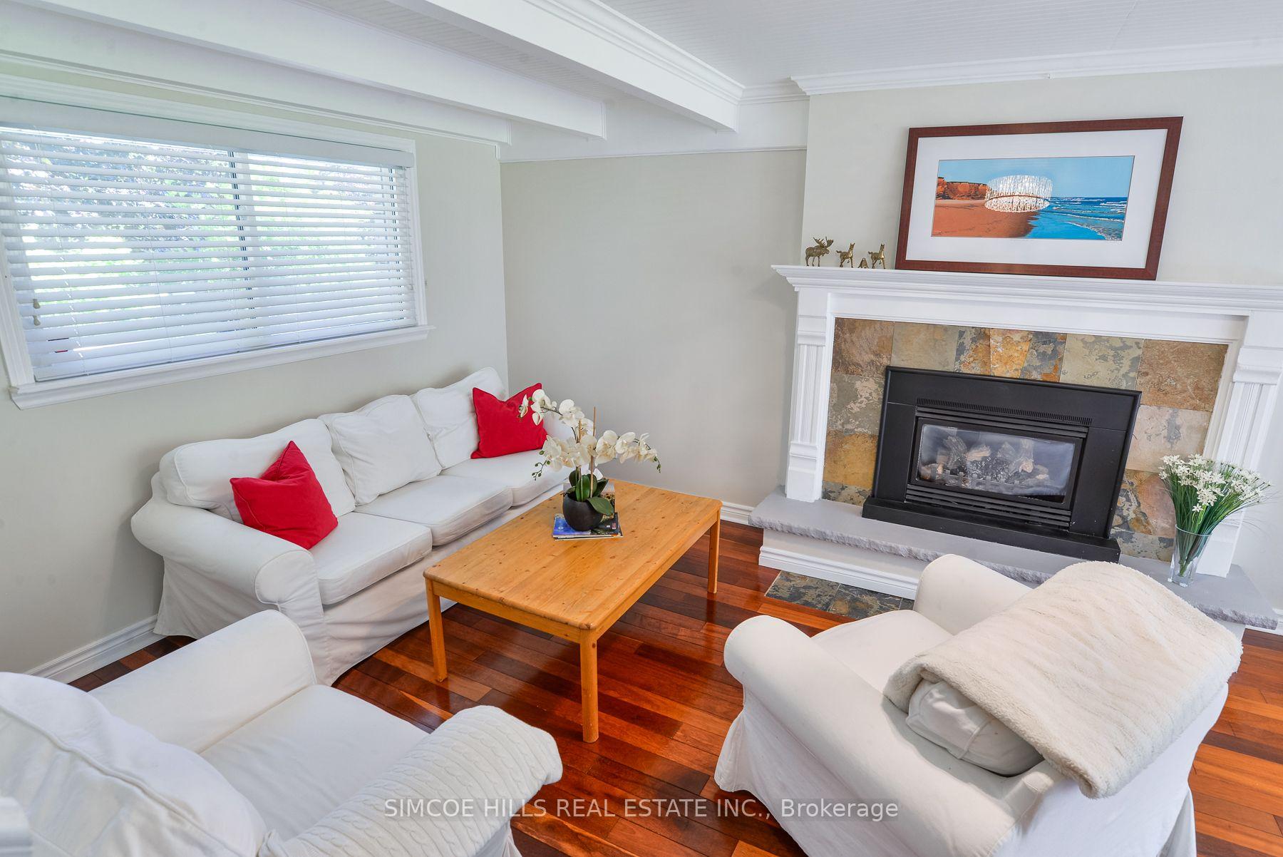 Photo 17 of 153 Matchedash Street N, Orillia — HOMEH