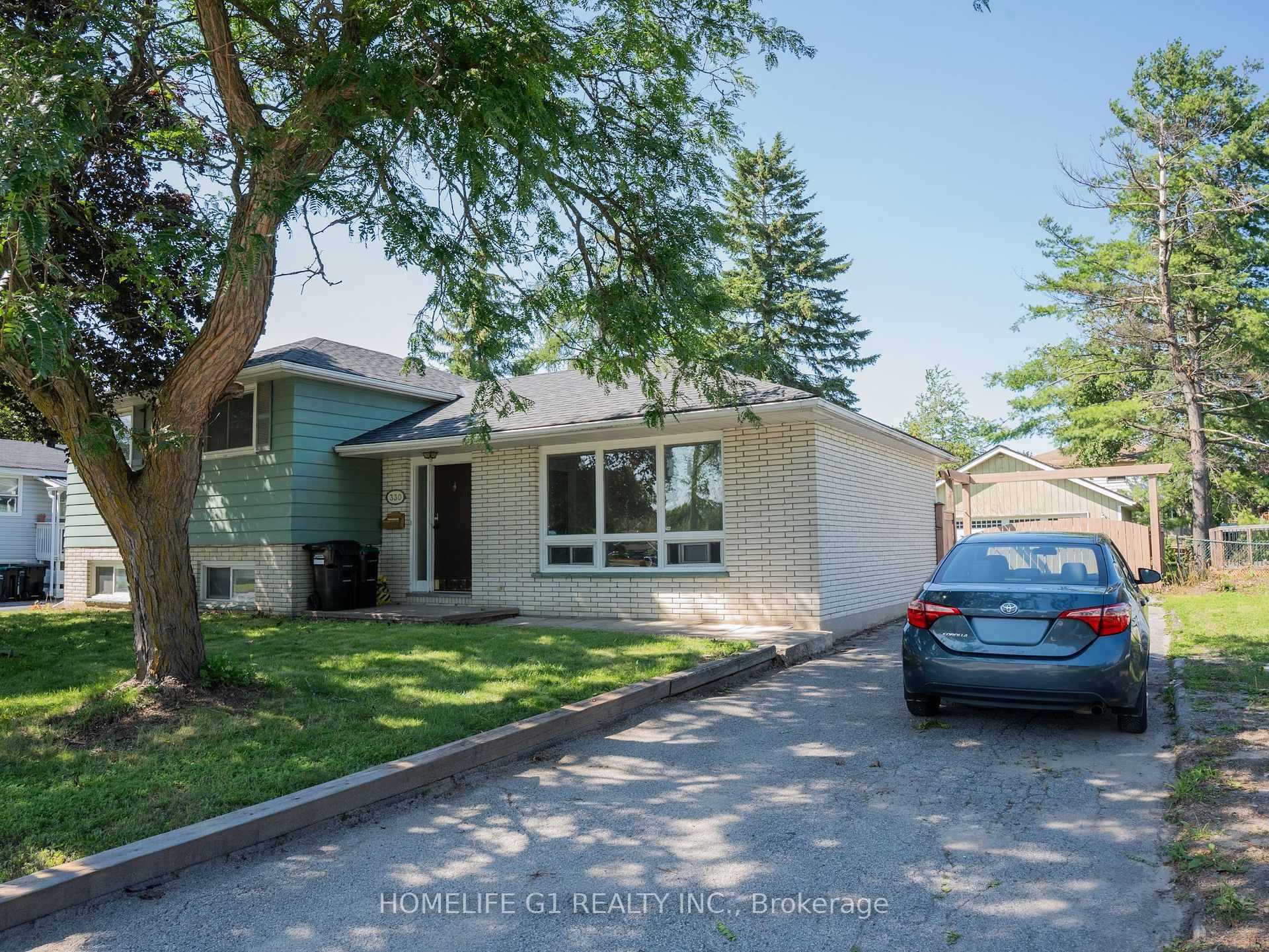 Photo 2 of 330 Grove Street E, Barrie, Grove East — HOMEH