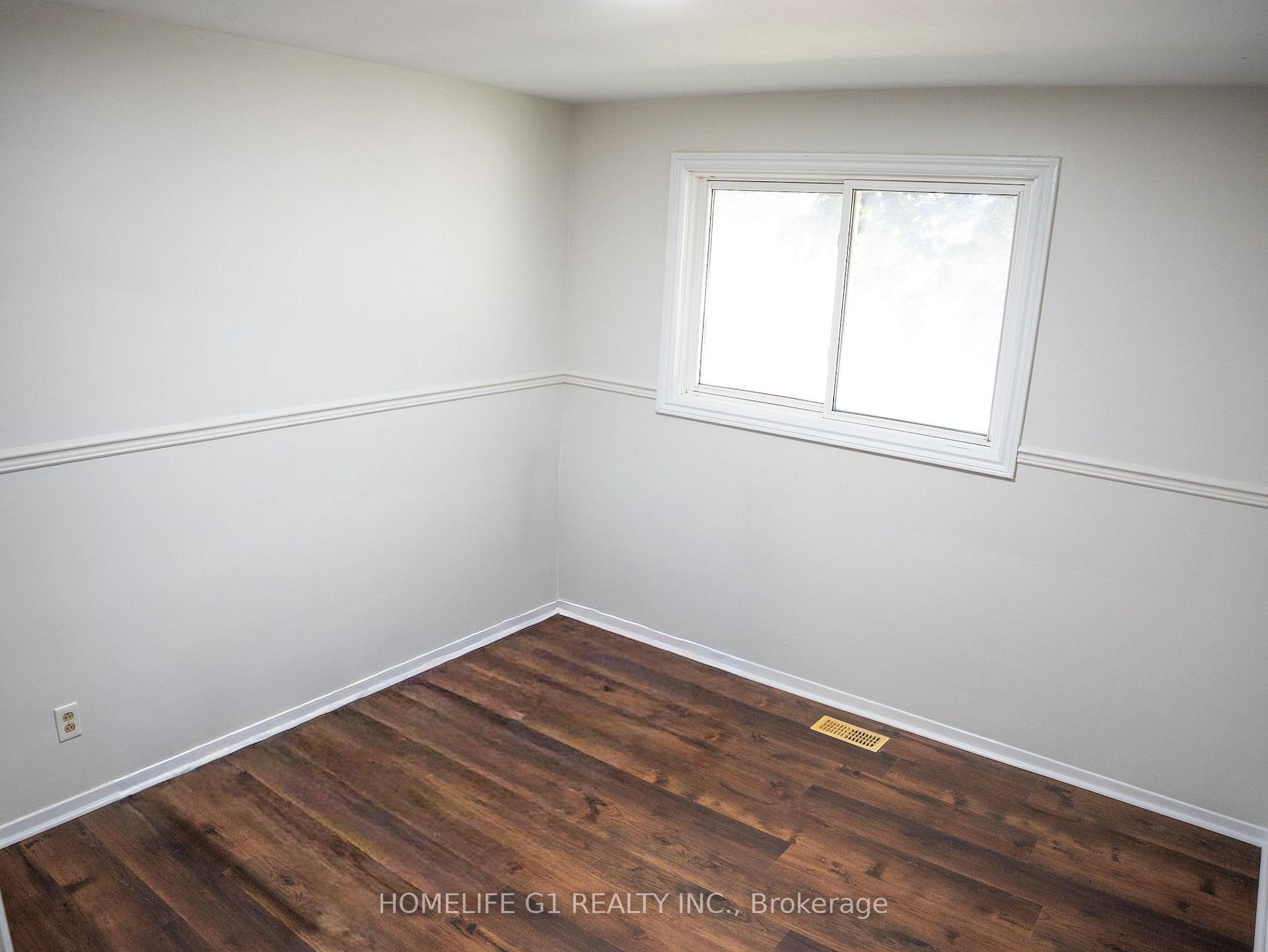 Photo 16 of 330 Grove Street E, Barrie, Grove East — HOMEH