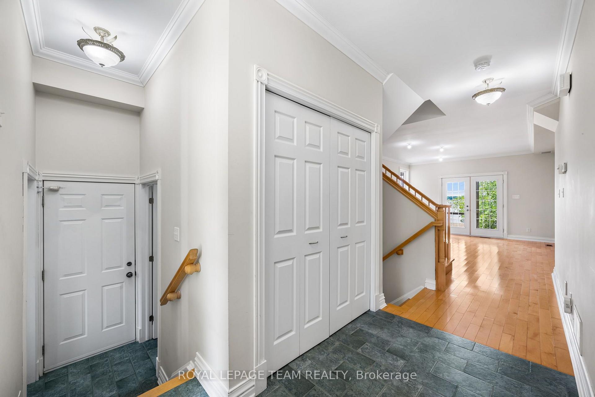 Photo 5 of 4310 Armitage Avenue, Ottawa, Dunrobin Shores — HOMEH