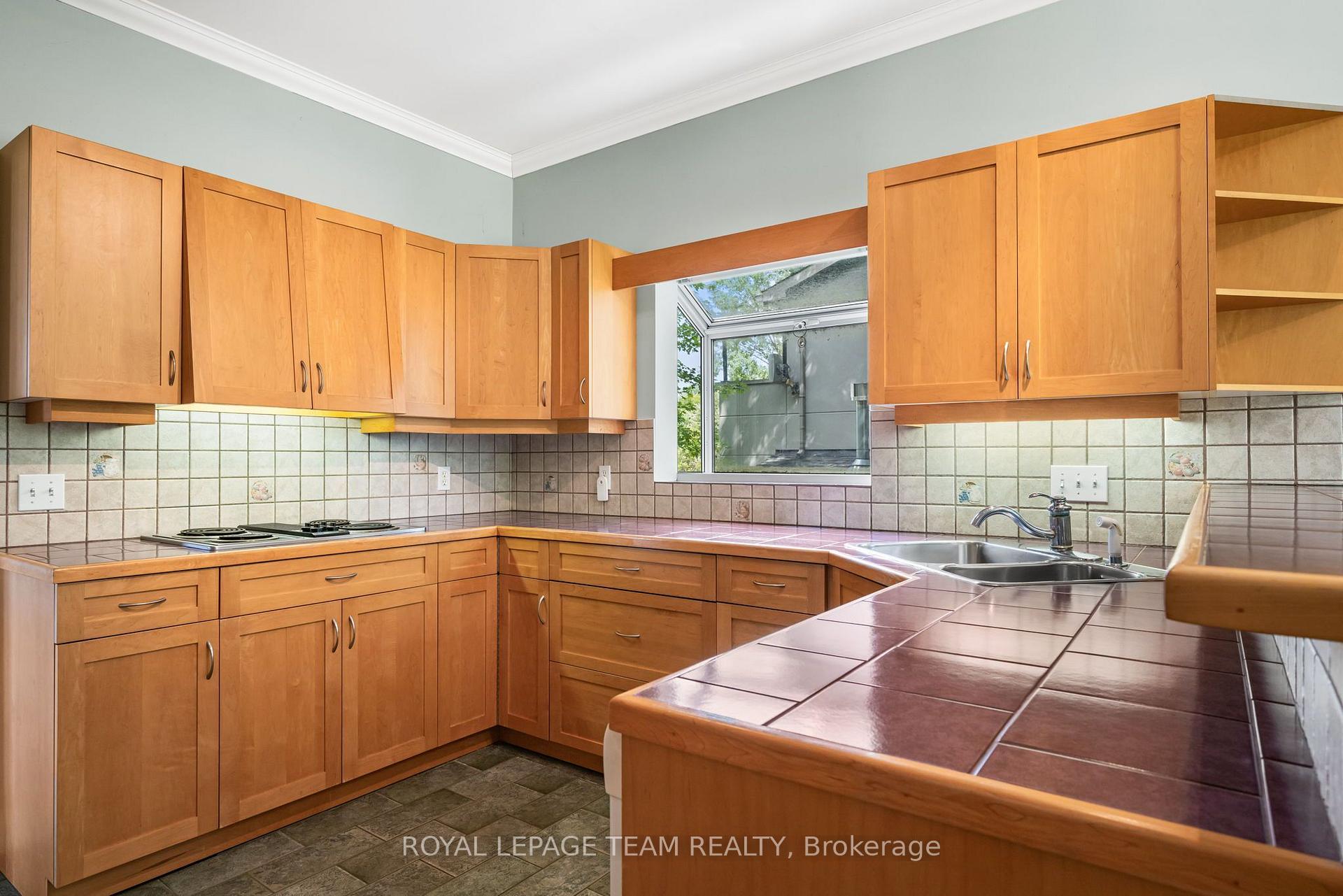 Photo 13 of 4310 Armitage Avenue, Ottawa, Dunrobin Shores — HOMEH