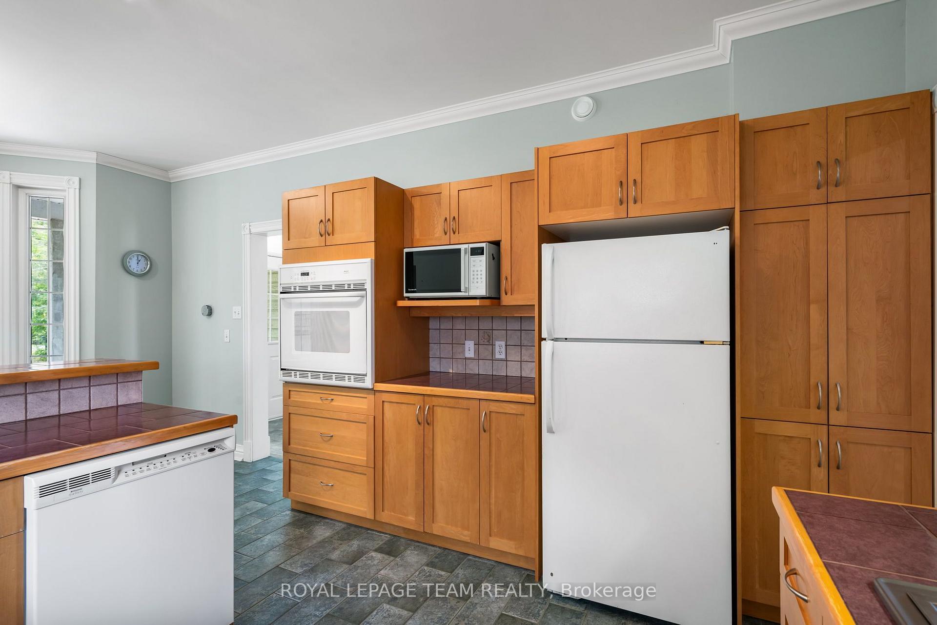 Photo 15 of 4310 Armitage Avenue, Ottawa, Dunrobin Shores — HOMEH