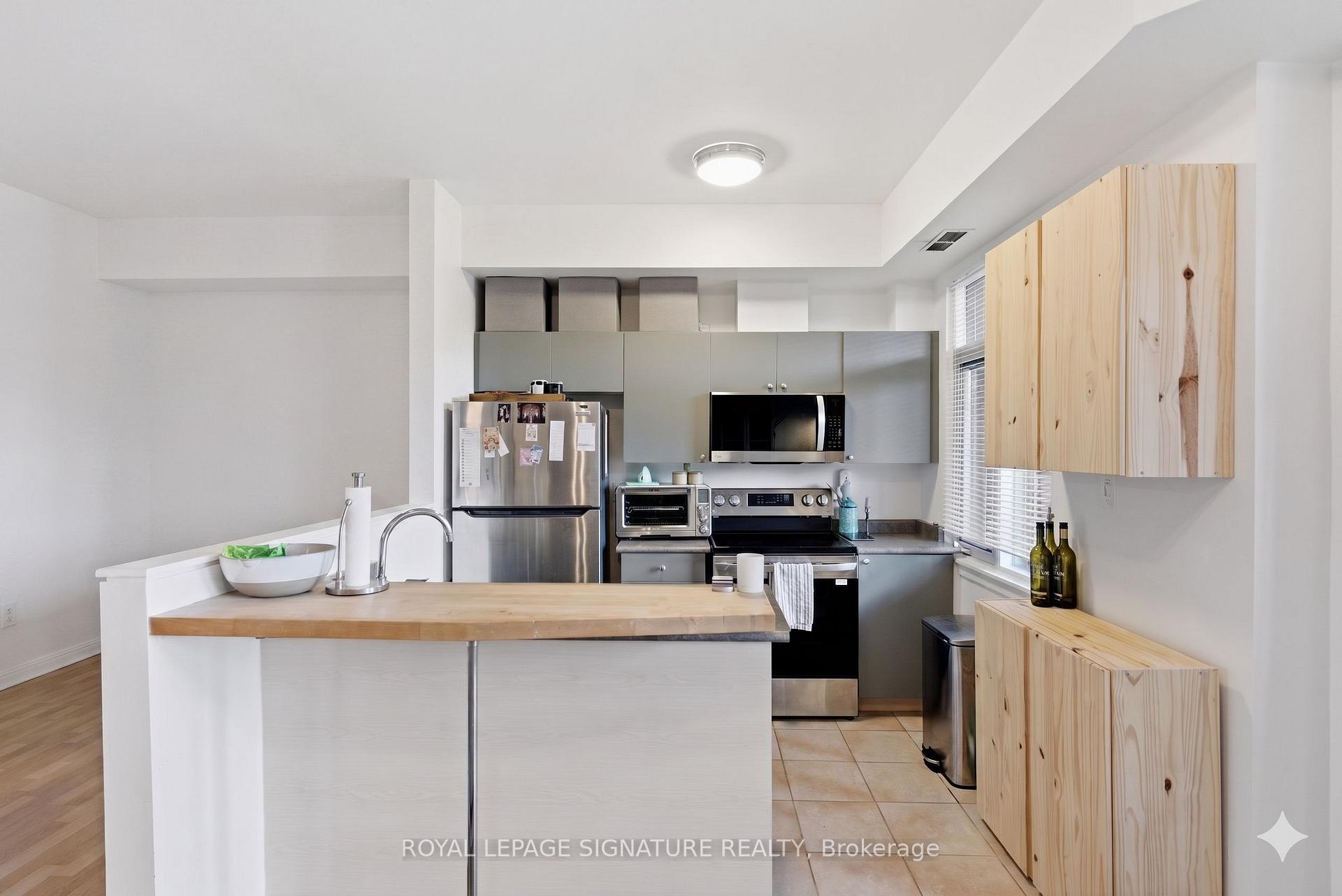 Photo 6 of Unit 413, 550 Front Street W, Toronto, Waterfront Communities — HOMEH