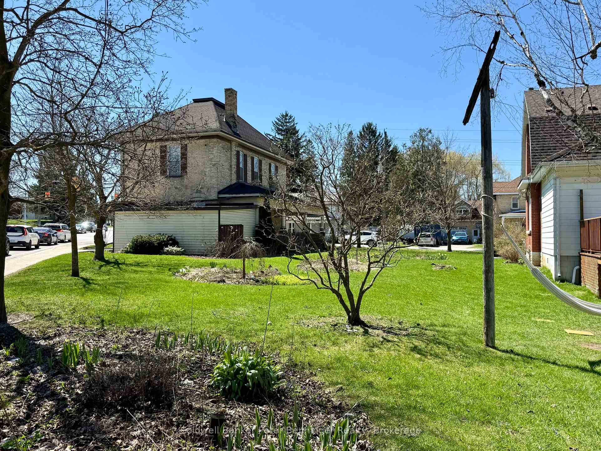Photo 6 of 830 Yonge Street S, Brockton — HOMEH