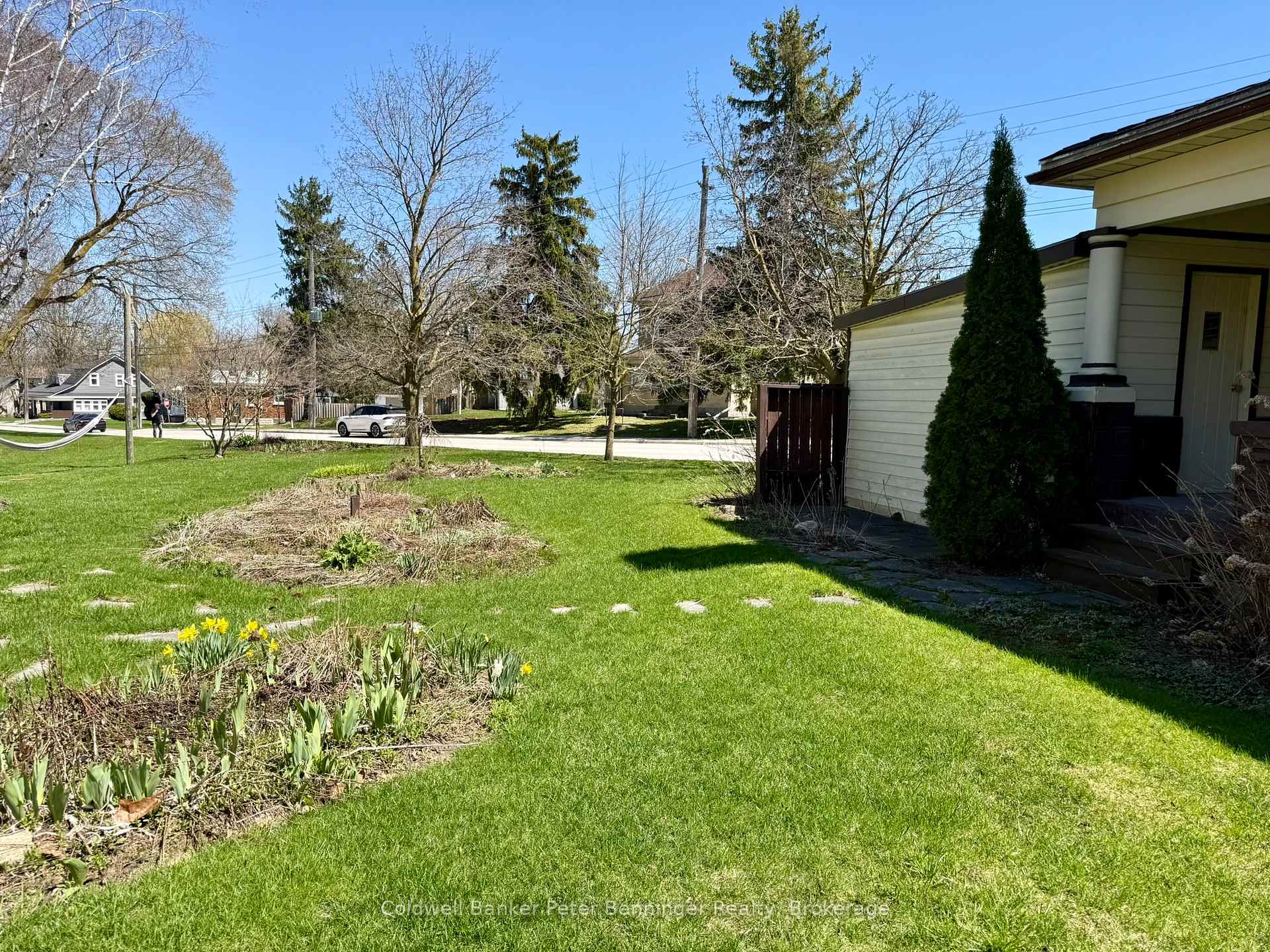 Photo 8 of 830 Yonge Street S, Brockton — HOMEH