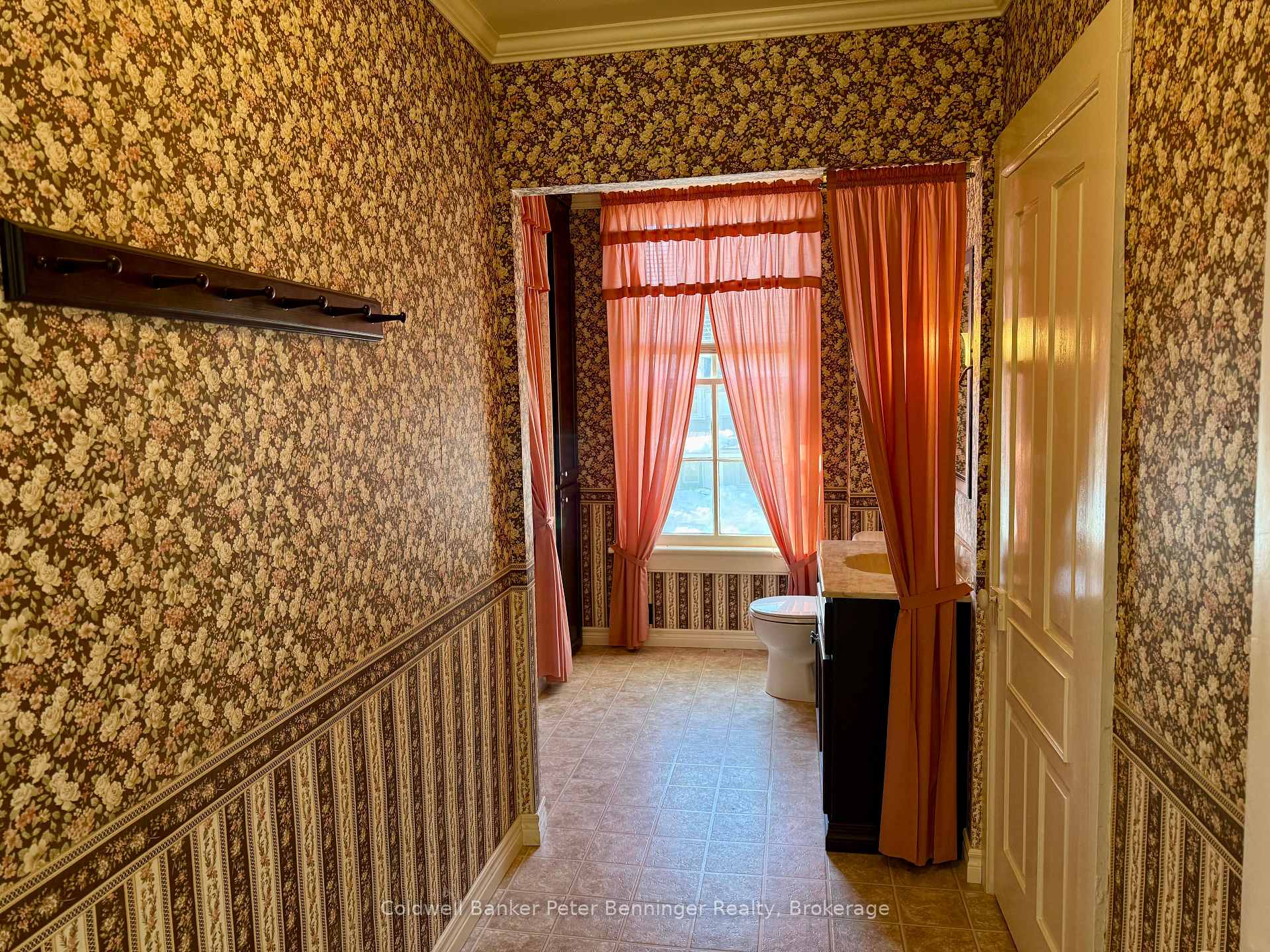 Photo 21 of 830 Yonge Street S, Brockton — HOMEH