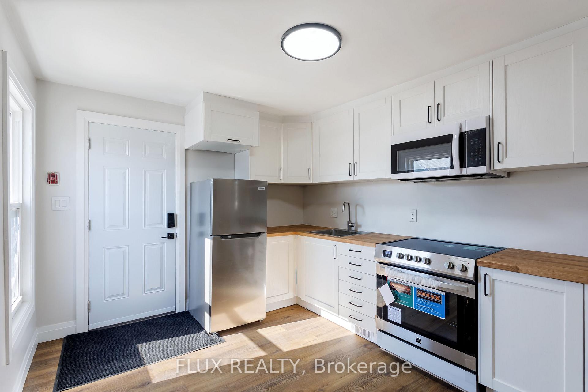 Photo 21 of 19 Lottridge Street, Hamilton, Stipley — HOMEH