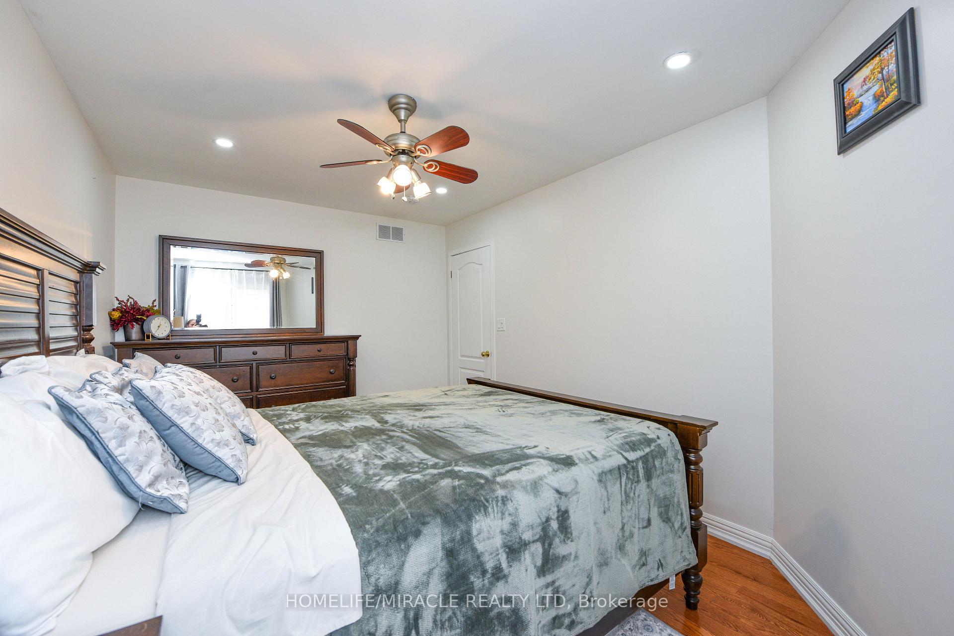Photo 25 of 113 Seclusion Crescent, Brampton, Sandringham-Wellington — HOMEH