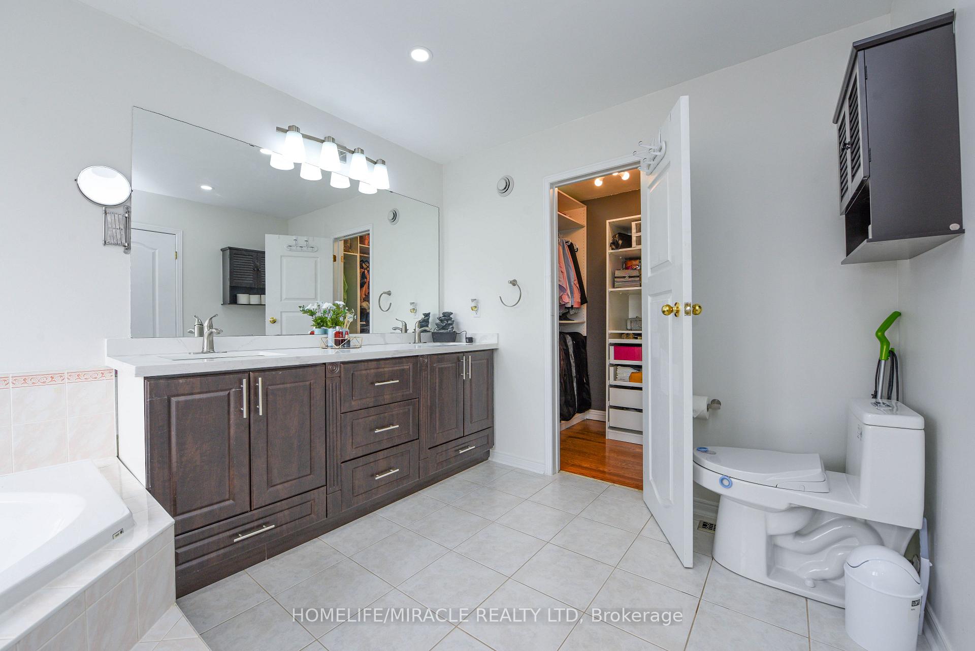 Photo 35 of 113 Seclusion Crescent, Brampton, Sandringham-Wellington — HOMEH
