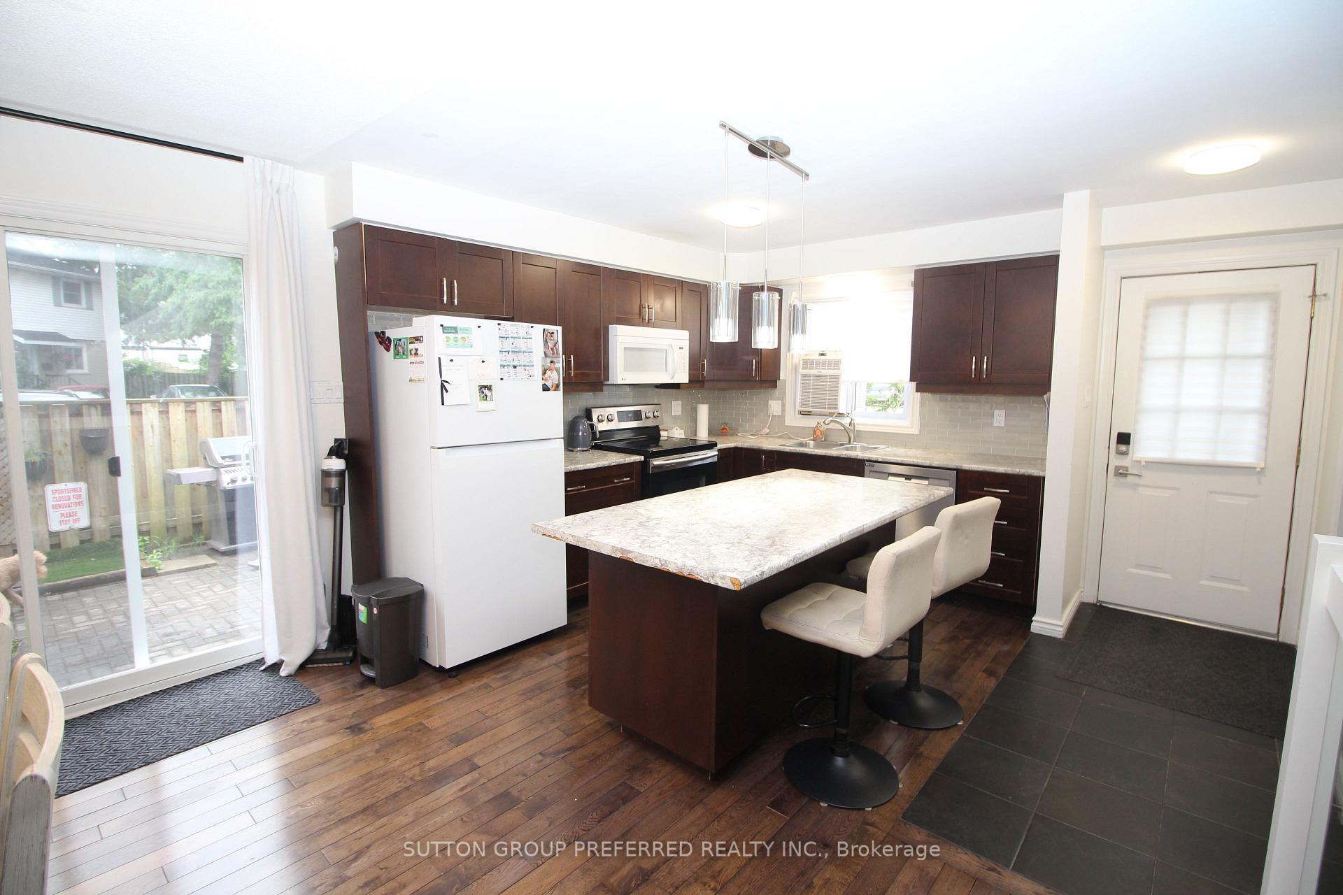 Photo 3 of Unit 166, 230 Clarke Road, London, East I — HOMEH