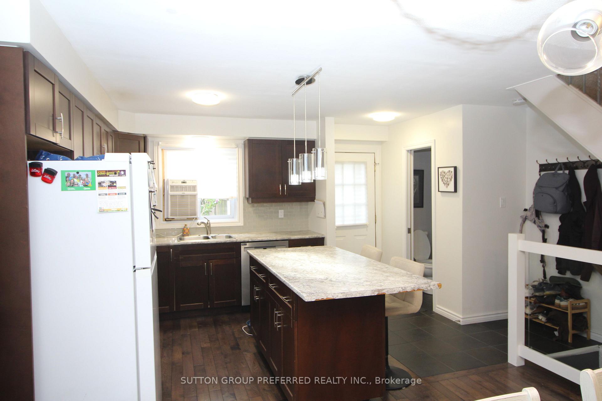Photo 4 of Unit 166, 230 Clarke Road, London, East I — HOMEH