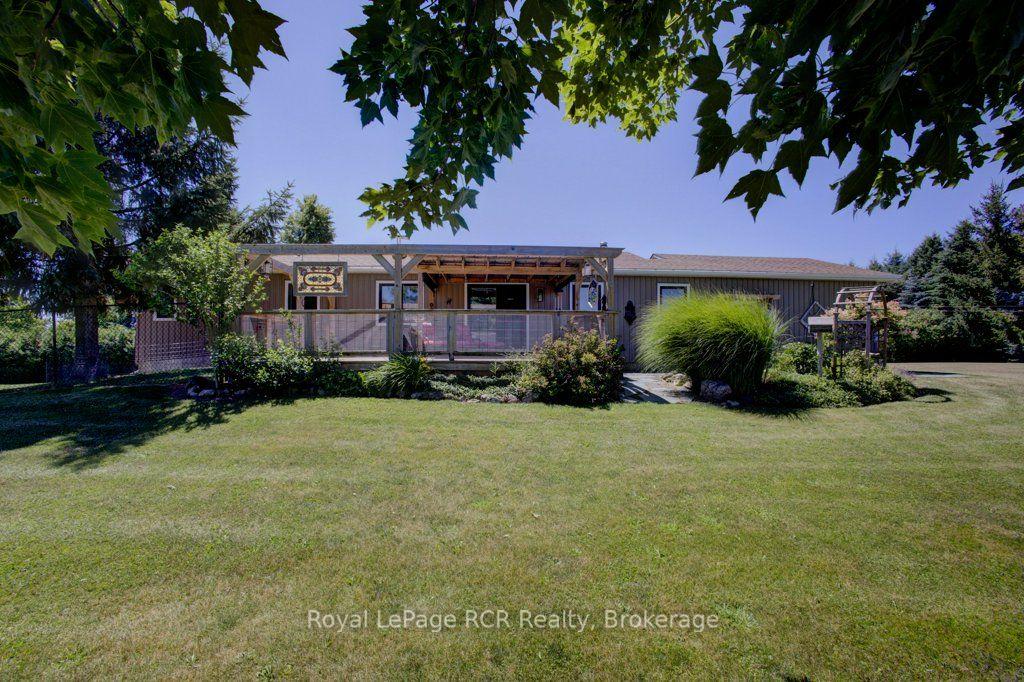 Photo 29 of 7195 Sixteenth Line, Mapleton, Rural Mapleton — HOMEH