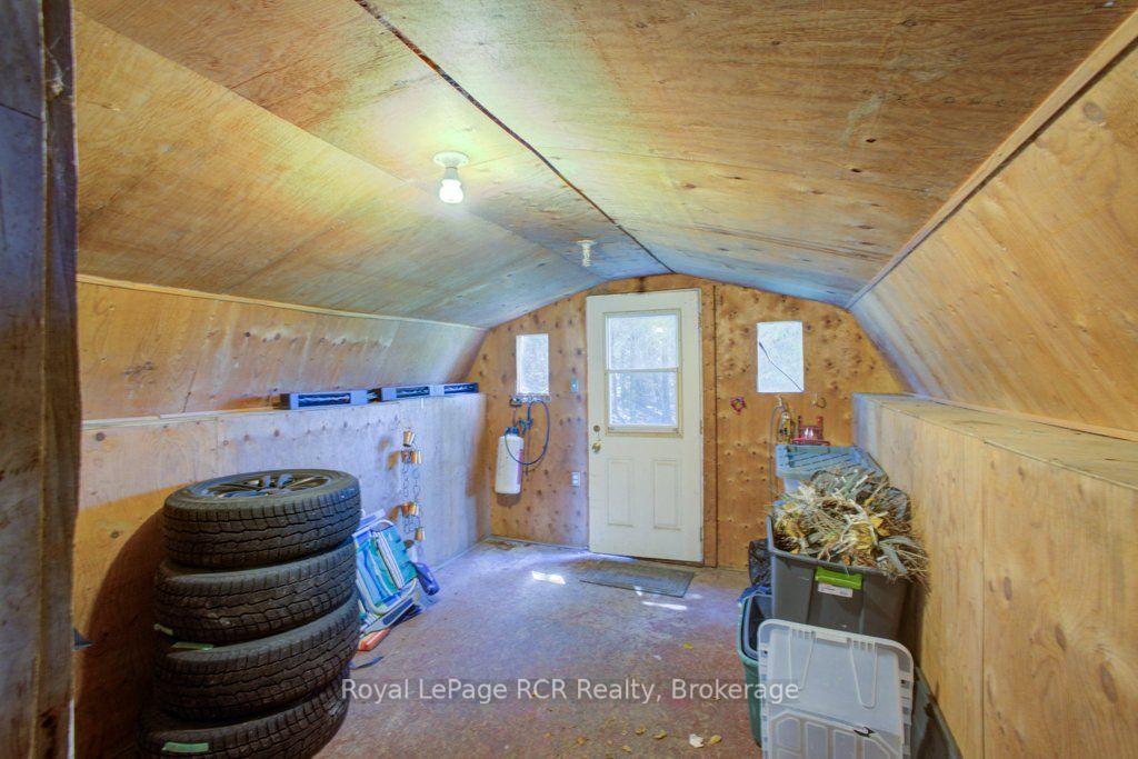 Photo 31 of 7195 Sixteenth Line, Mapleton, Rural Mapleton — HOMEH
