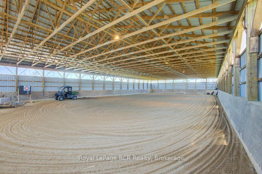 Photo 34 of 7195 Sixteenth Line, Mapleton, Rural Mapleton — HOMEH