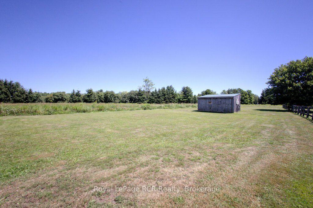 Photo 35 of 7195 Sixteenth Line, Mapleton, Rural Mapleton — HOMEH