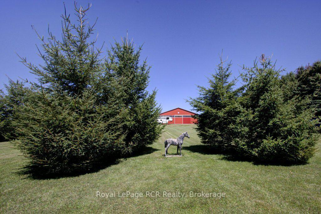 Photo 36 of 7195 Sixteenth Line, Mapleton, Rural Mapleton — HOMEH