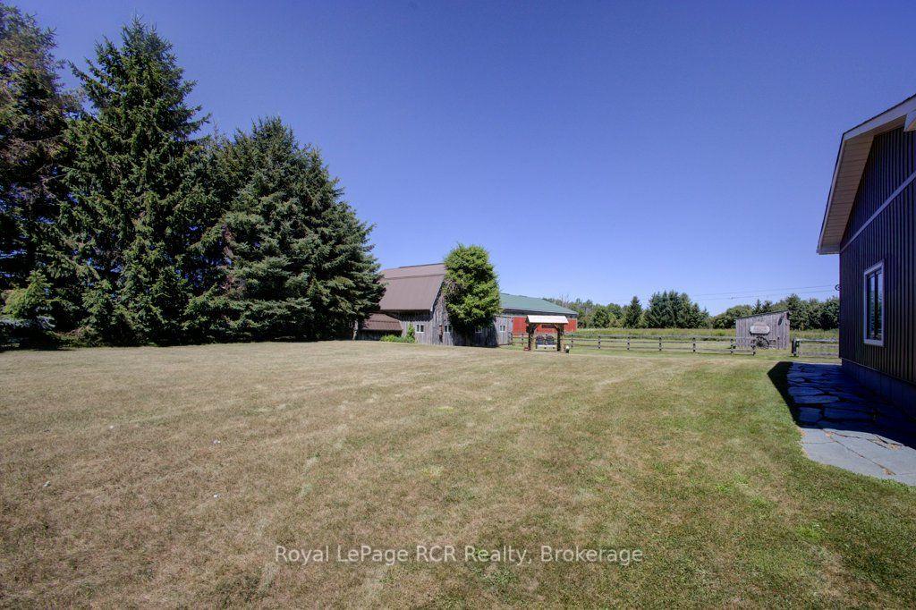 Photo 37 of 7195 Sixteenth Line, Mapleton, Rural Mapleton — HOMEH