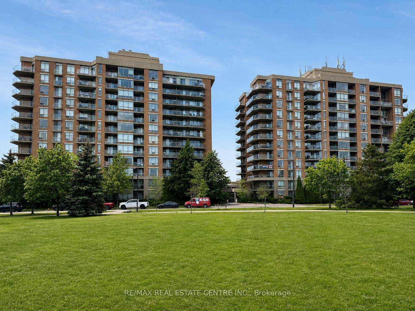 Photo 2 of Unit 302, 1140 parkwest Place, Mississauga, Lakeview — HOMEH