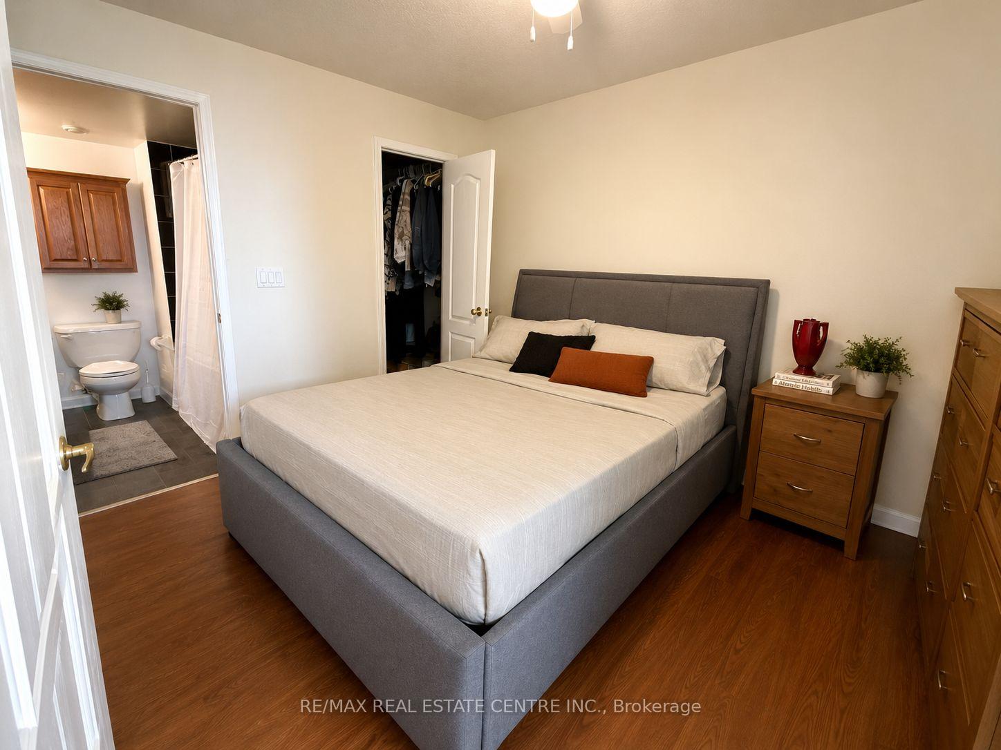 Photo 12 of Unit 302, 1140 parkwest Place, Mississauga, Lakeview — HOMEH