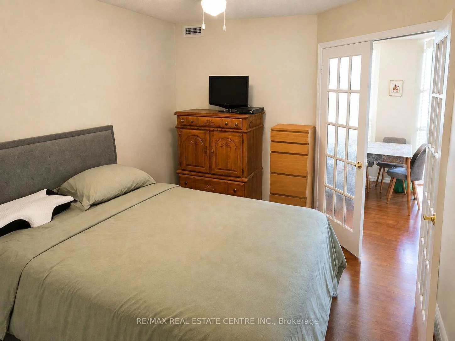 Photo 13 of Unit 302, 1140 parkwest Place, Mississauga, Lakeview — HOMEH