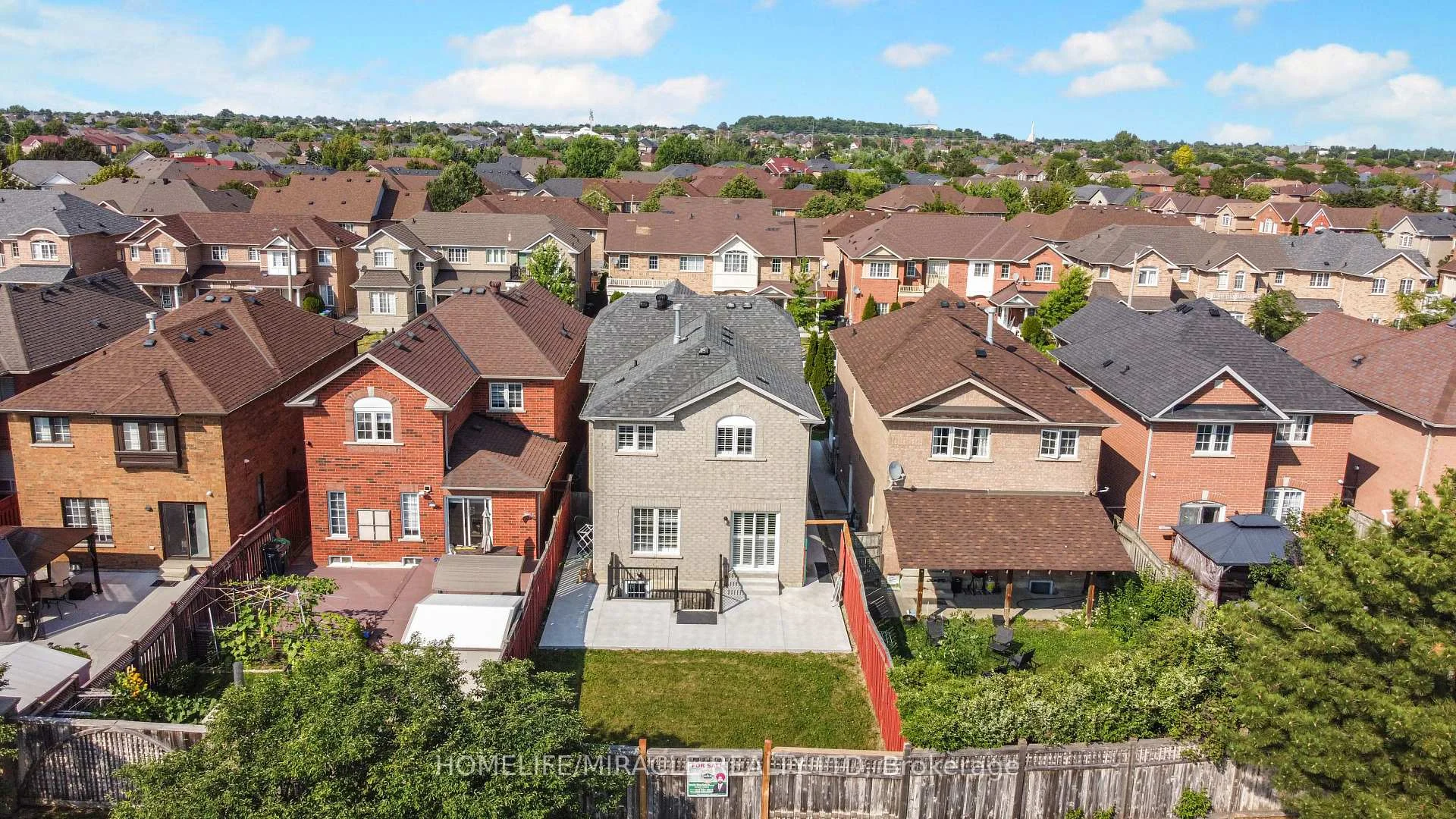 Photo 5 of 75 Blue Whale Boulevard, Brampton, Sandringham-Wellington — HOMEH