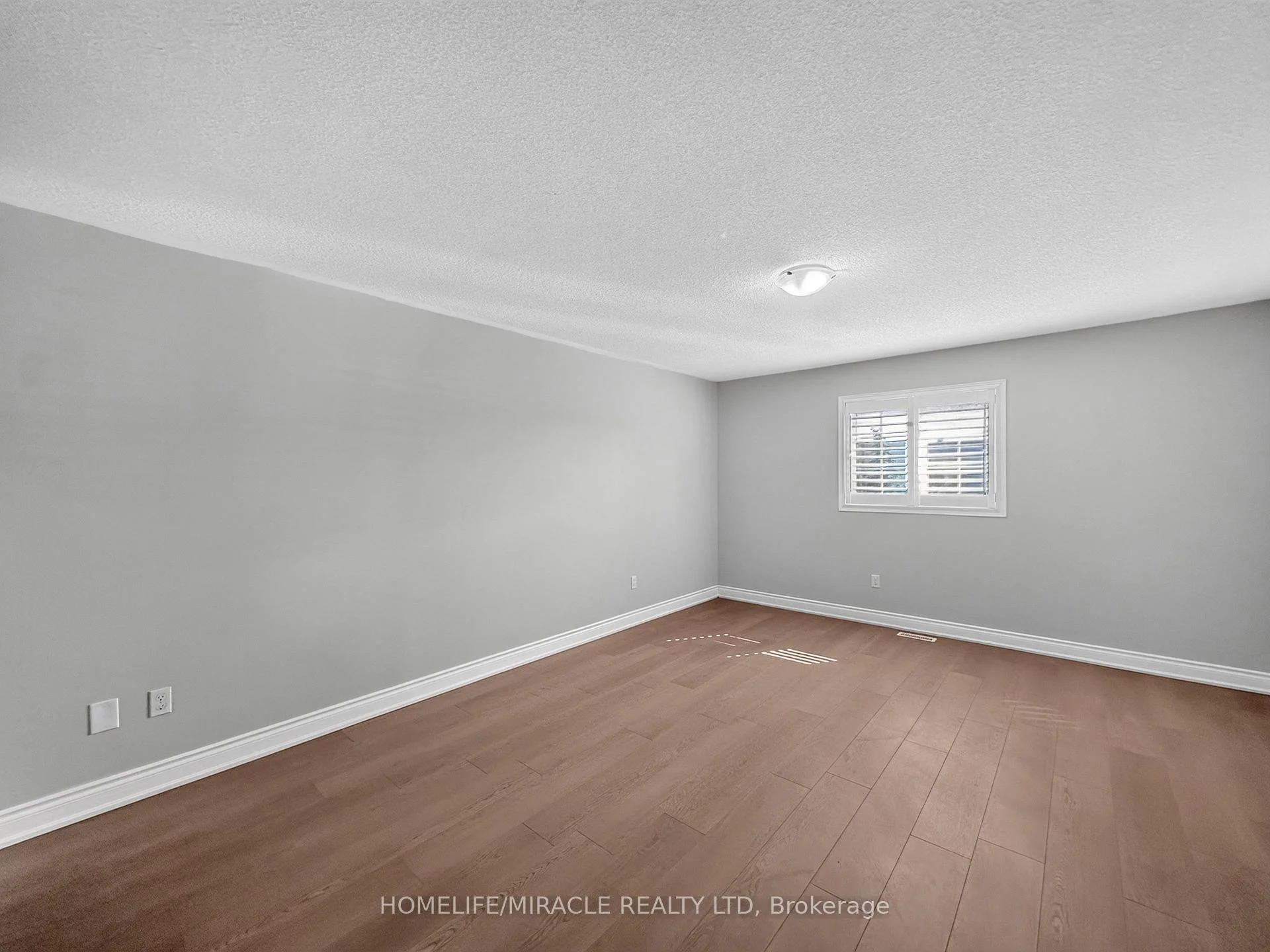 Photo 24 of 75 Blue Whale Boulevard, Brampton, Sandringham-Wellington — HOMEH