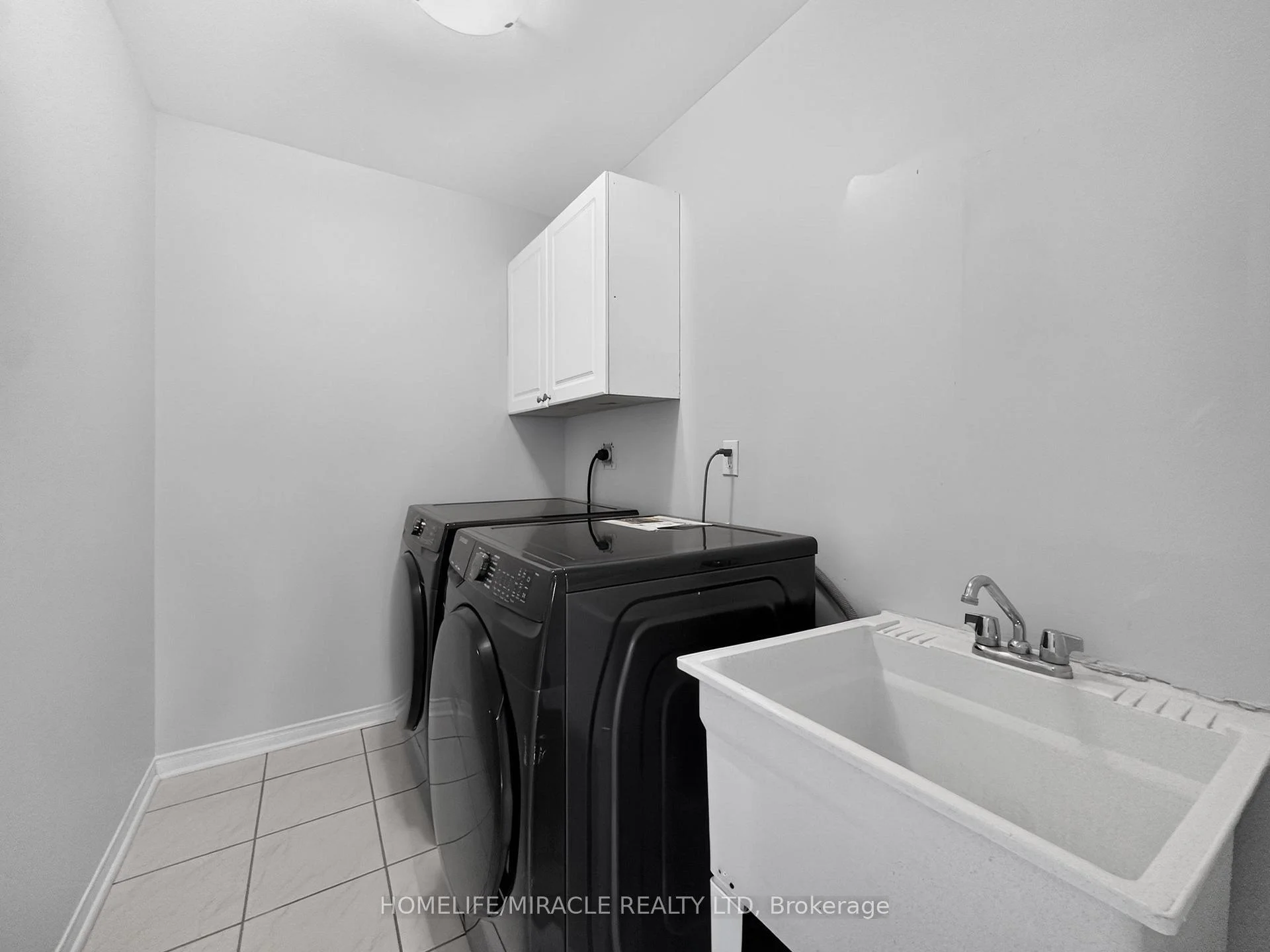 Photo 28 of 75 Blue Whale Boulevard, Brampton, Sandringham-Wellington — HOMEH