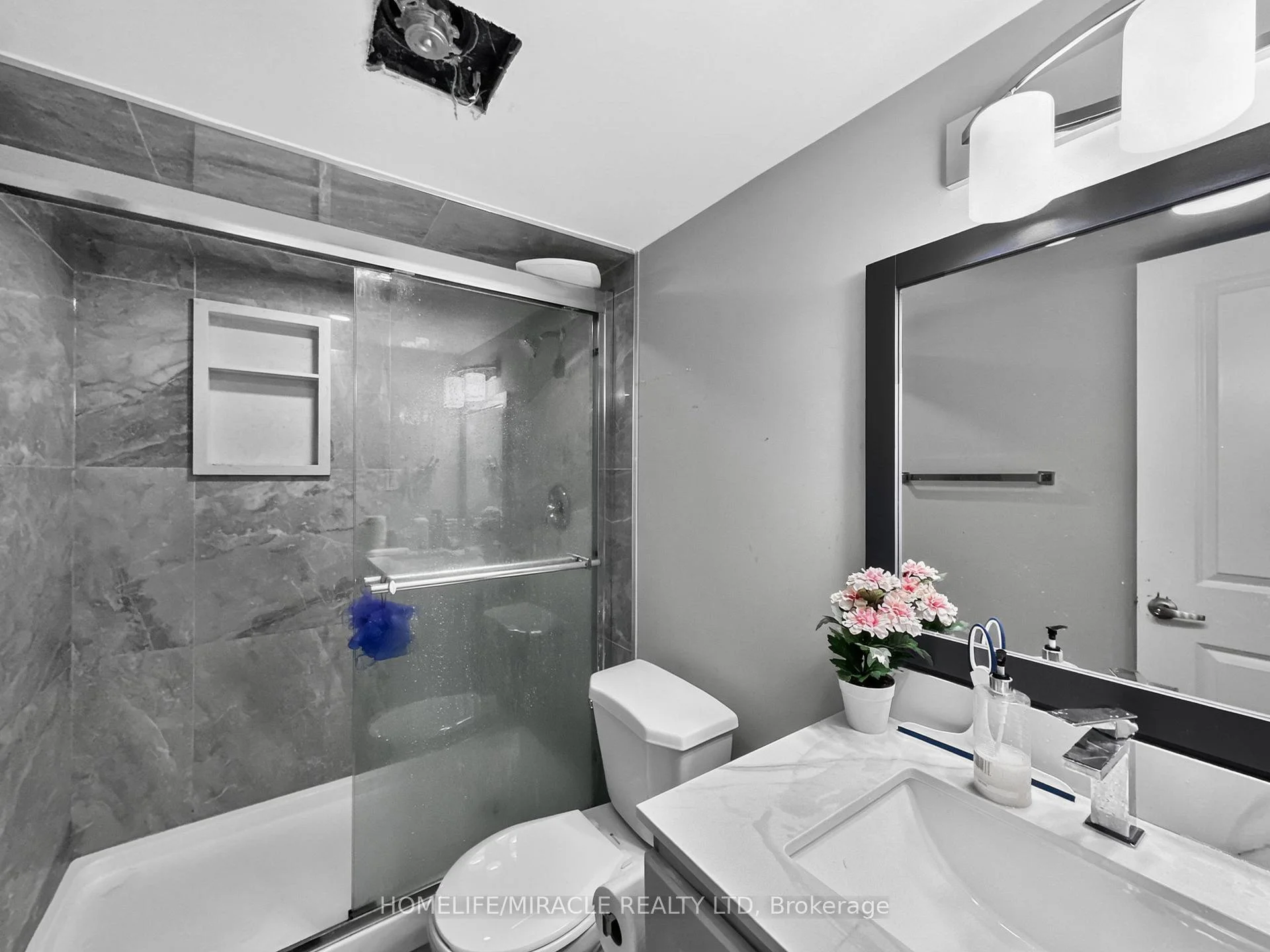 Photo 40 of 75 Blue Whale Boulevard, Brampton, Sandringham-Wellington — HOMEH