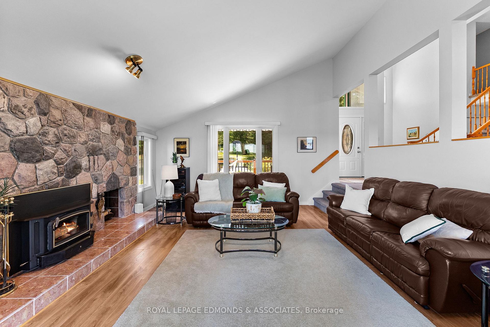 Photo 11 of 382 Greenway Drive, Whitewater Region, Whitewater Region — HOMEH
