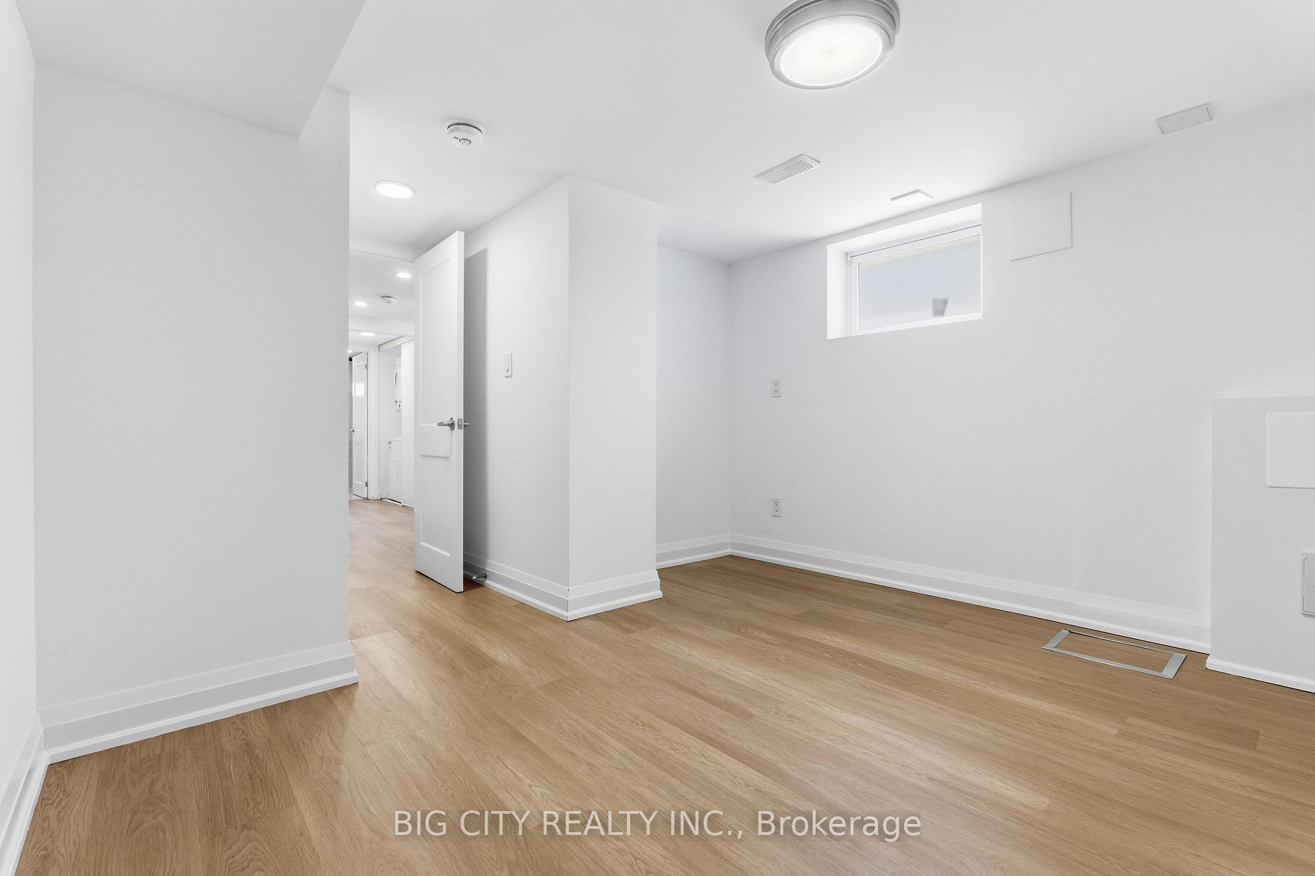 Photo 9 of Unit (Lower), 203 Park Road, Oshawa, Vanier — HOMEH