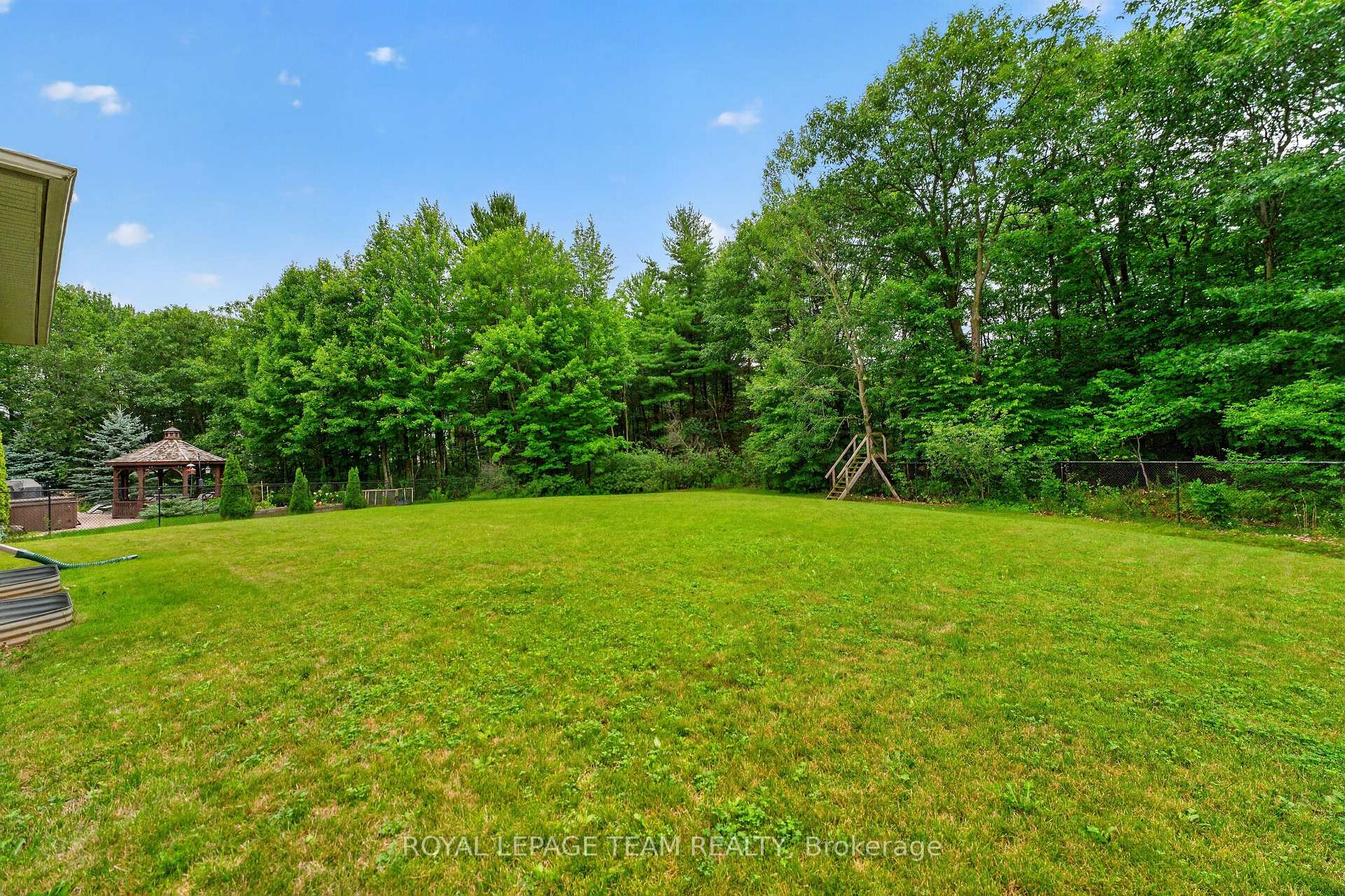 Photo 6 of 88 Osprey Crescent, Ottawa, Kanata - Bridlewood — HOMEH