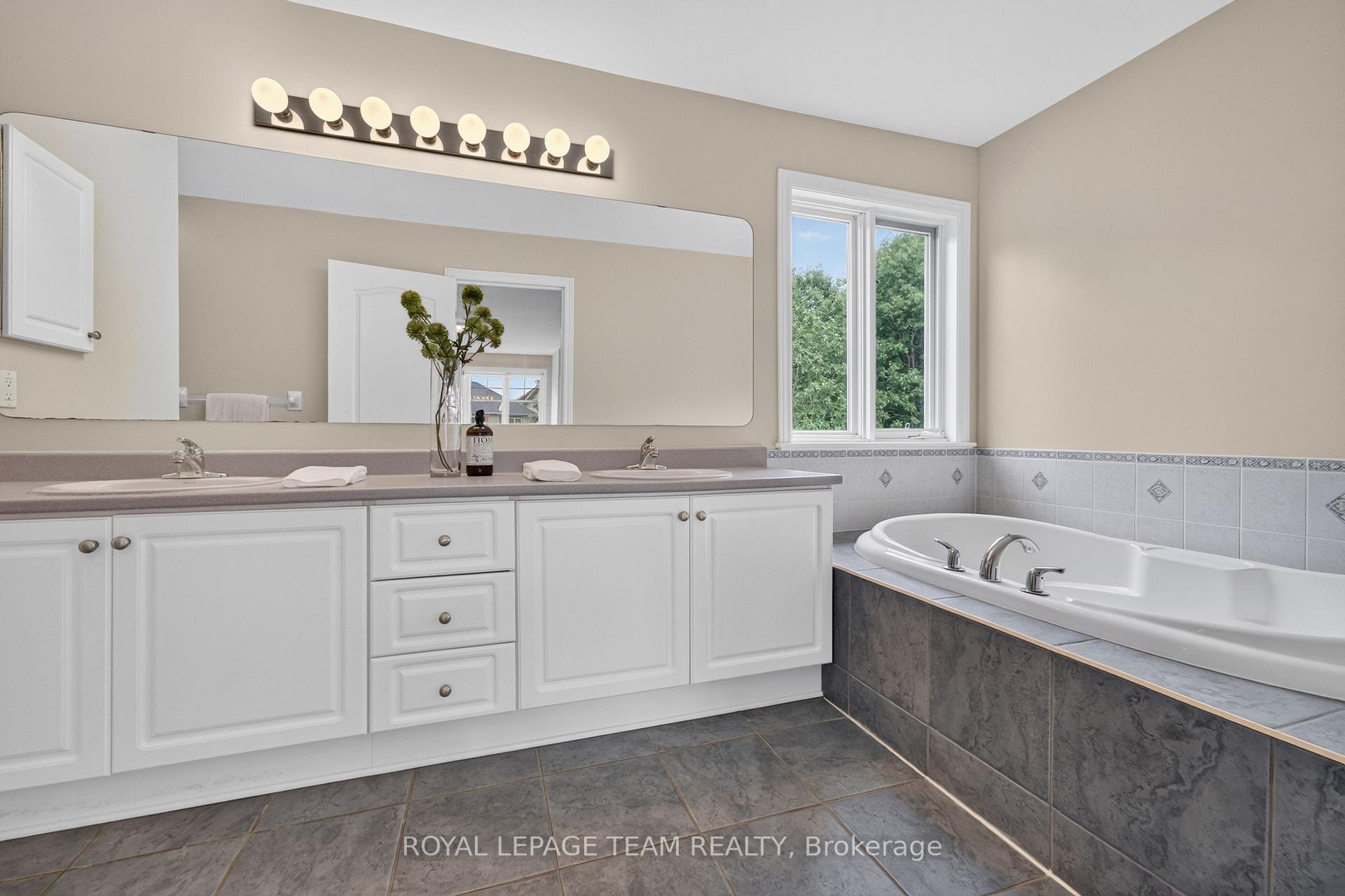 Photo 29 of 88 Osprey Crescent, Ottawa, Kanata - Bridlewood — HOMEH