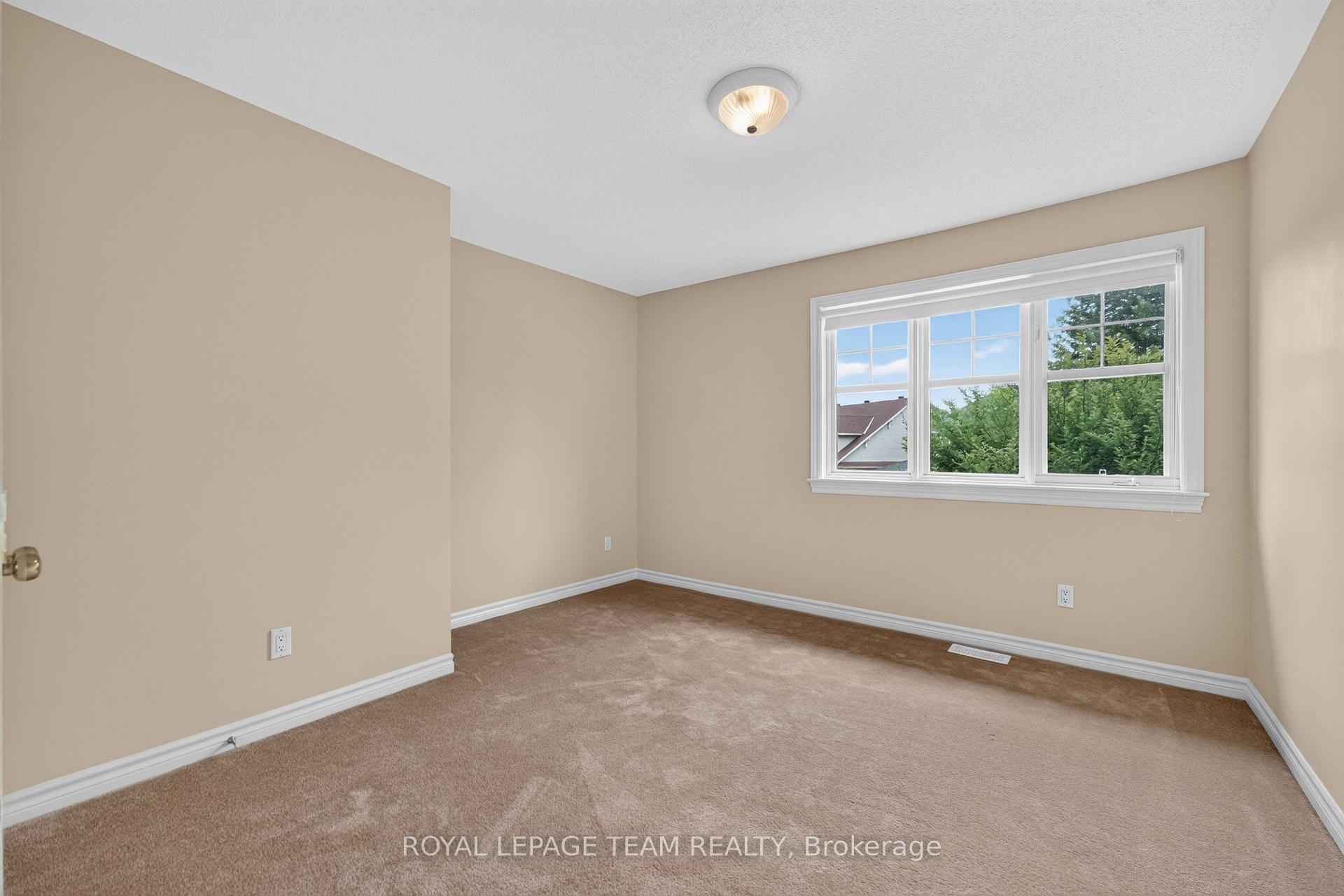 Photo 32 of 88 Osprey Crescent, Ottawa, Kanata - Bridlewood — HOMEH