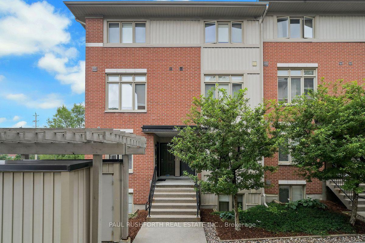 Photo 1 of Unit 3, 795 Montreal Road, Ottawa, CFB Rockcliffe and Area — HOMEH