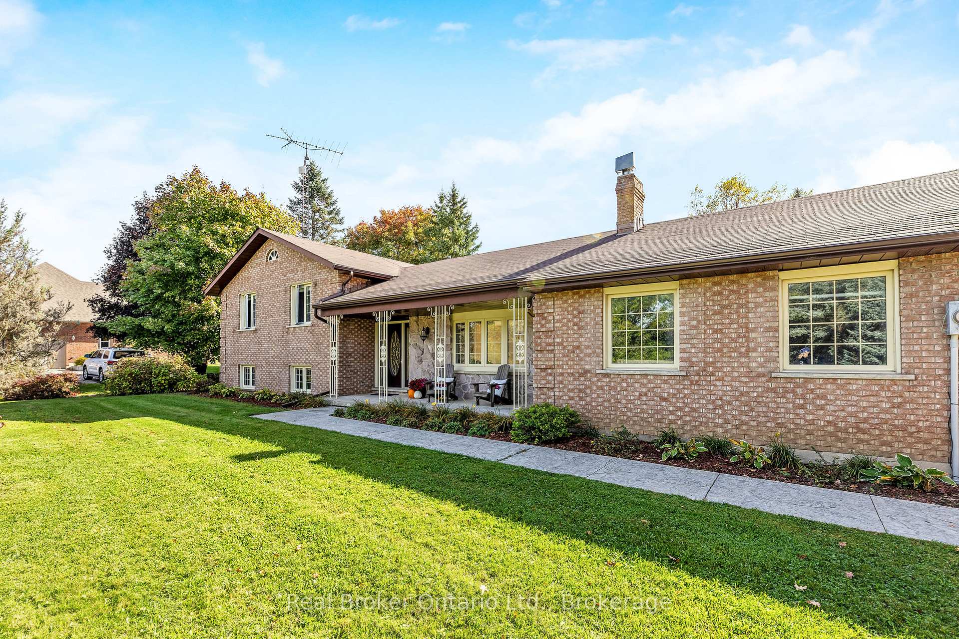 Photo 2 of 8759 Wellington 124 Road, Erin, Rural Erin — HOMEH
