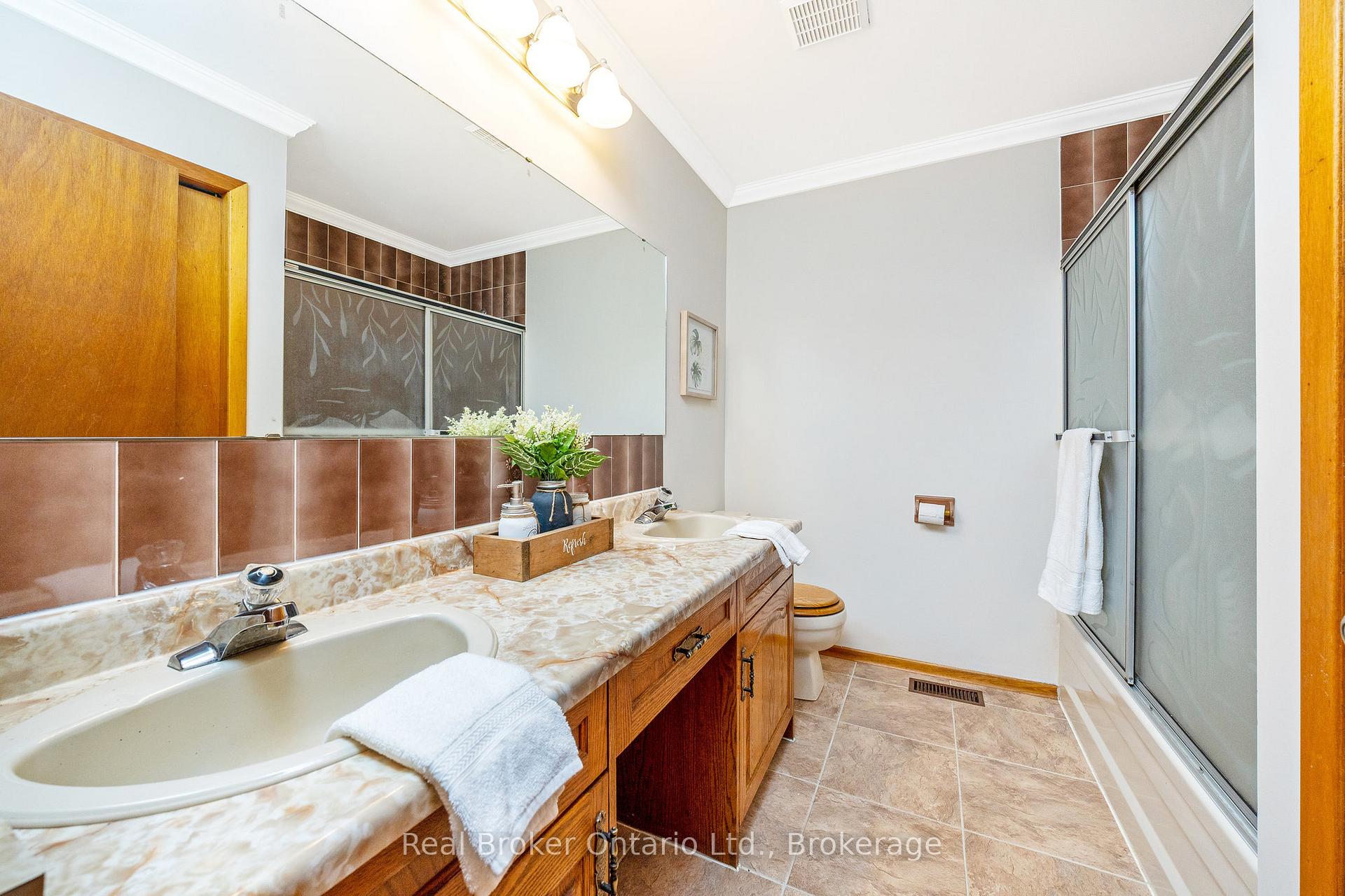 Photo 30 of 8759 Wellington 124 Road, Erin, Rural Erin — HOMEH