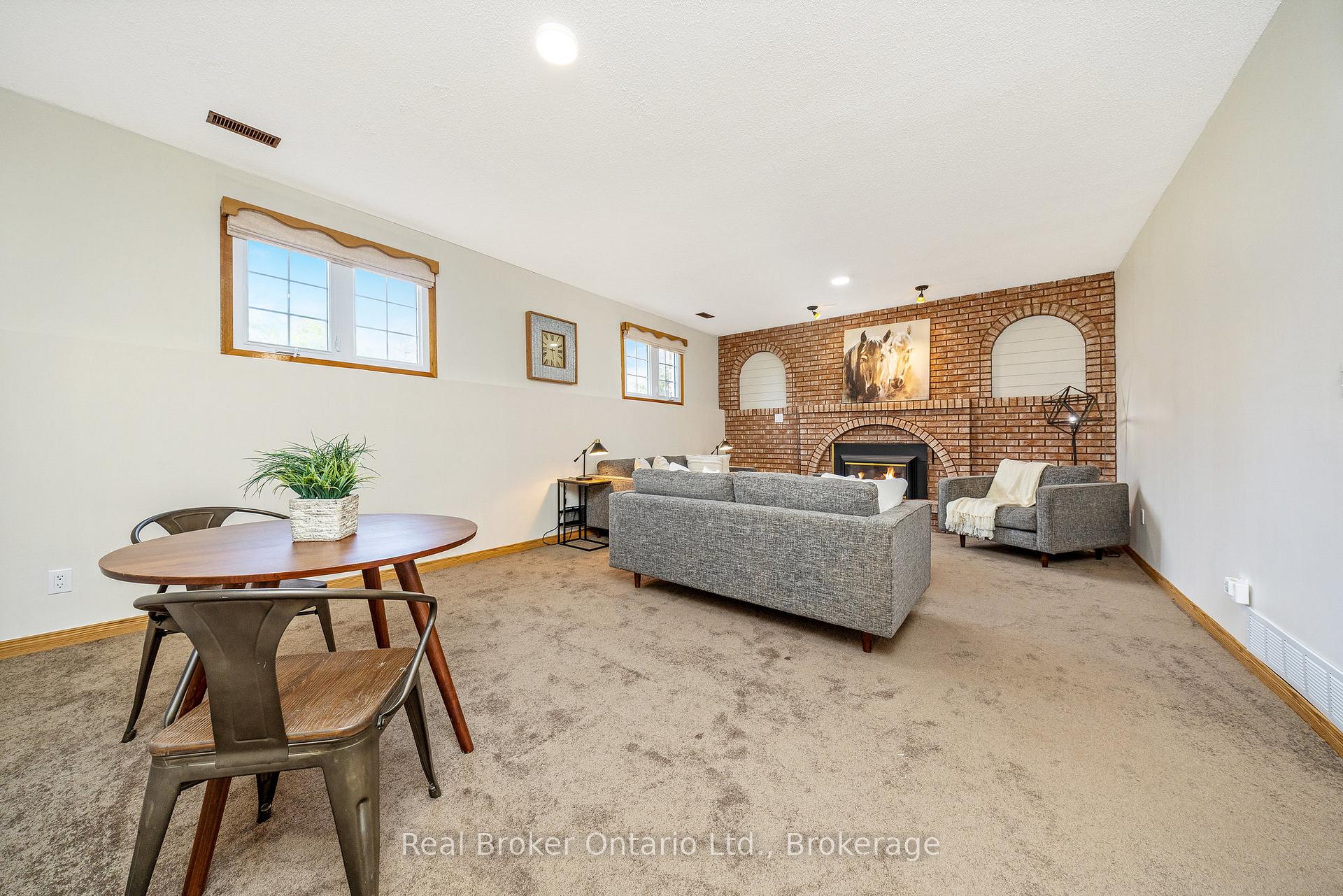 Photo 32 of 8759 Wellington 124 Road, Erin, Rural Erin — HOMEH