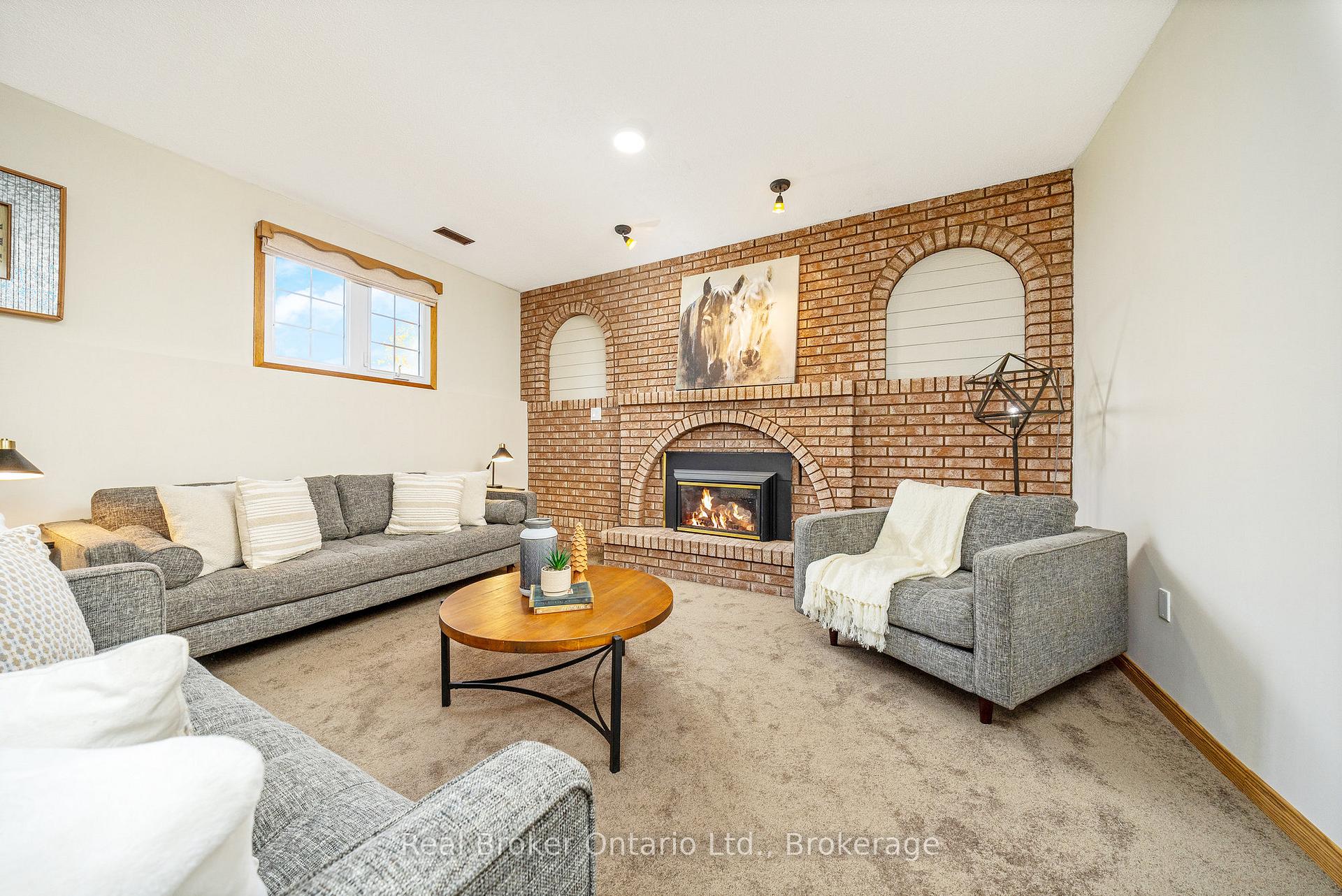 Photo 33 of 8759 Wellington 124 Road, Erin, Rural Erin — HOMEH